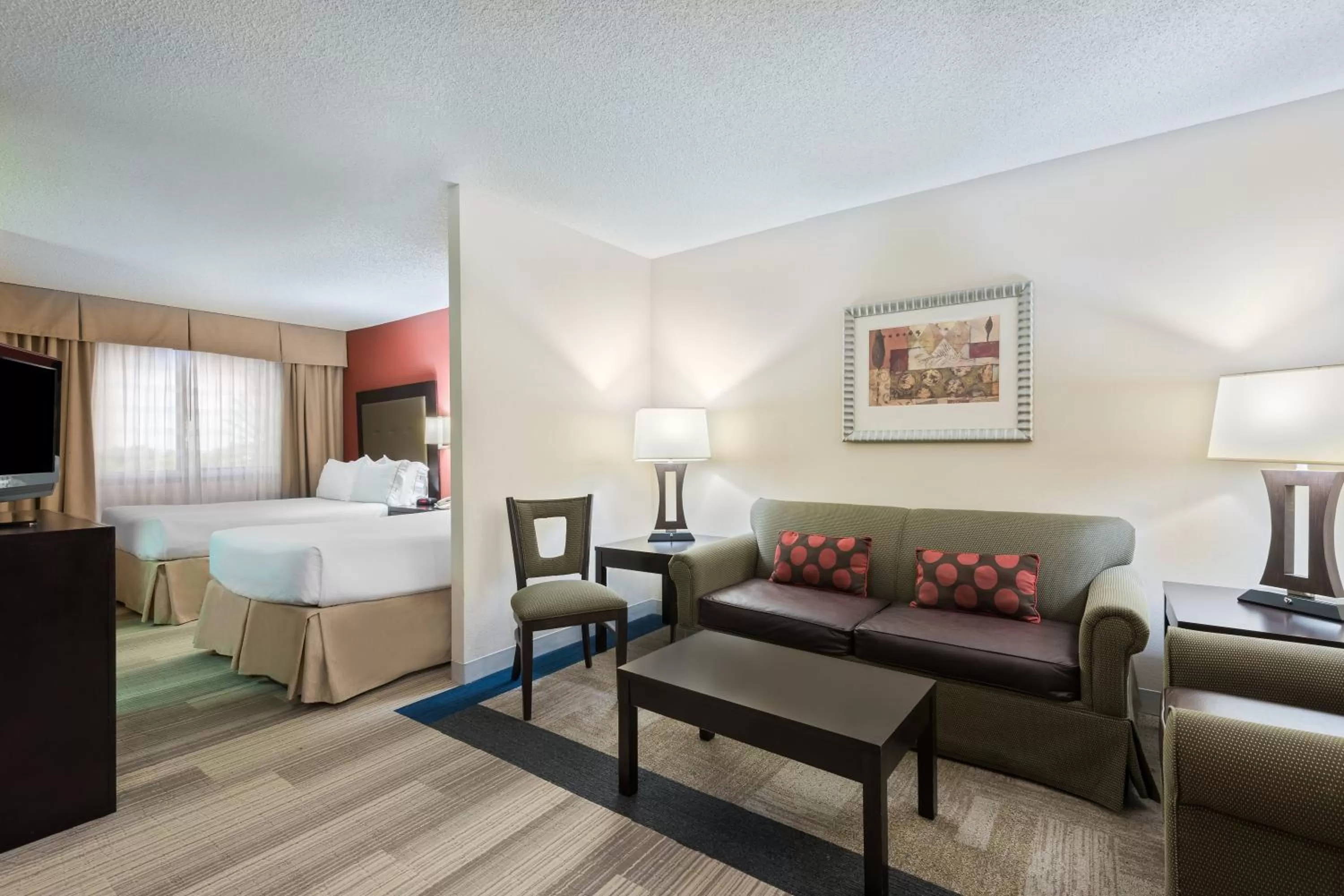 Photo of the whole room, Bed in Holiday Inn Express Hotel & Suites Kendall East-Miami by IHG