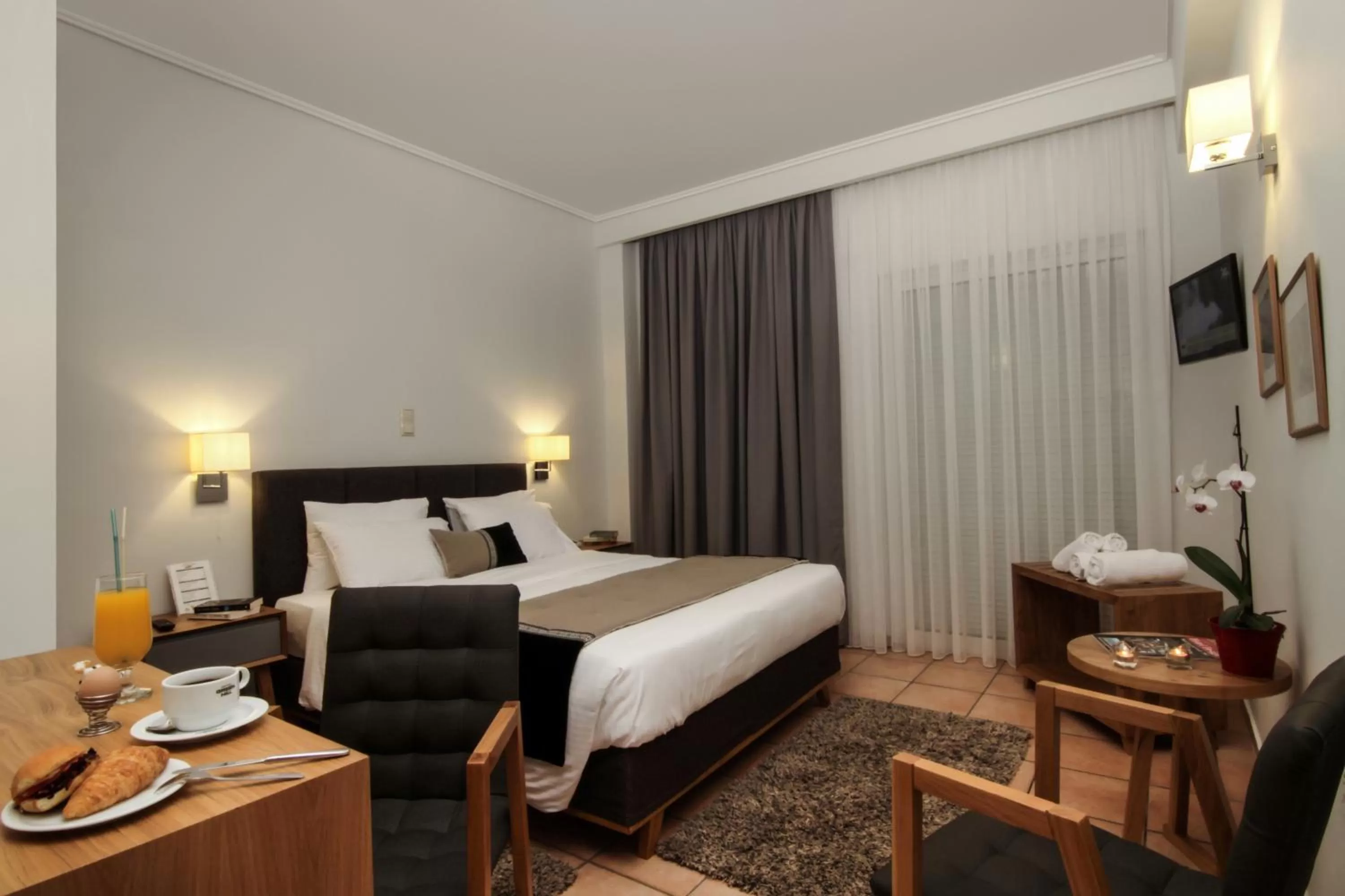 Bed in Green Hill Hotel