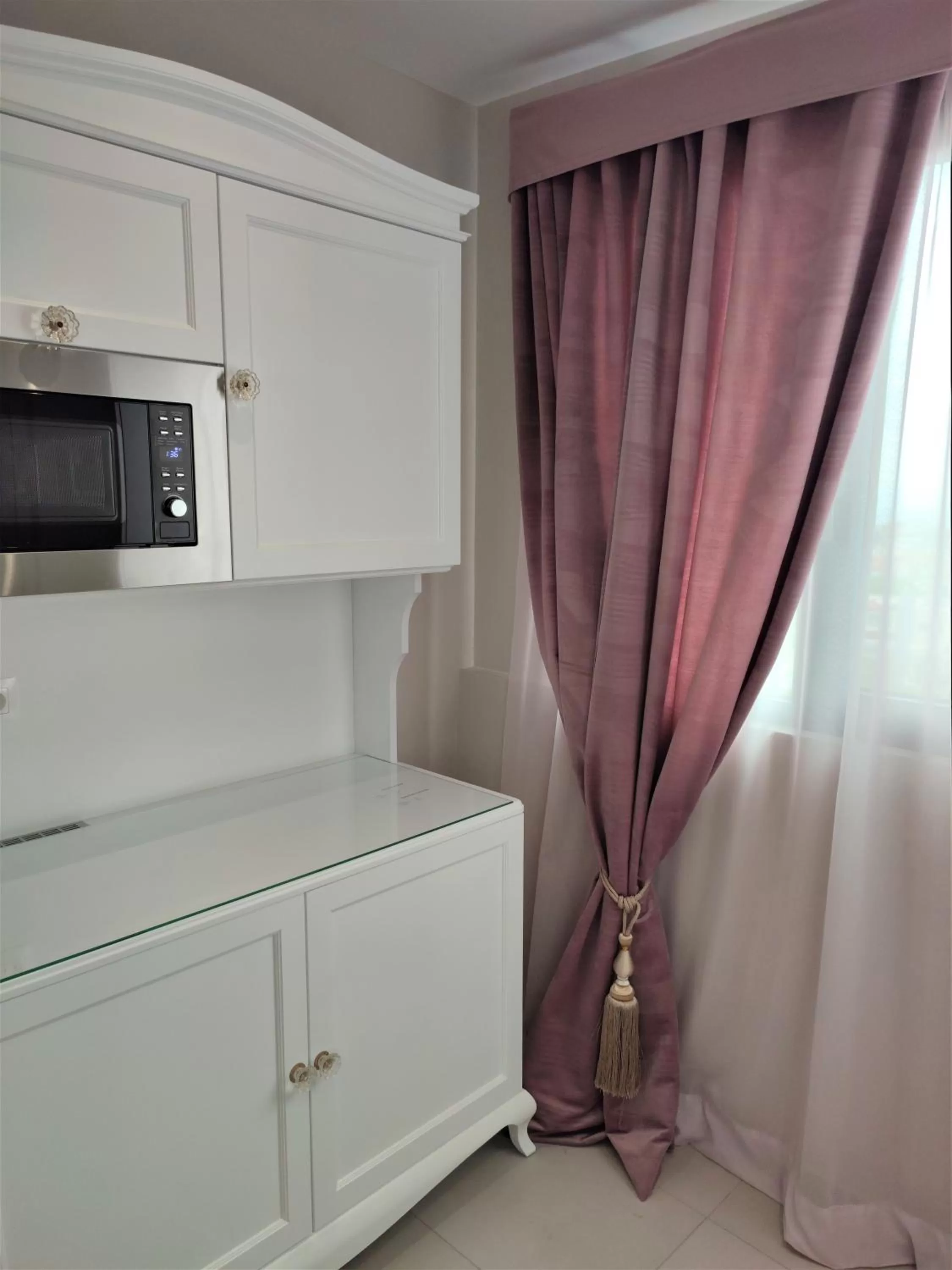 minibar in Light Blue Hotel