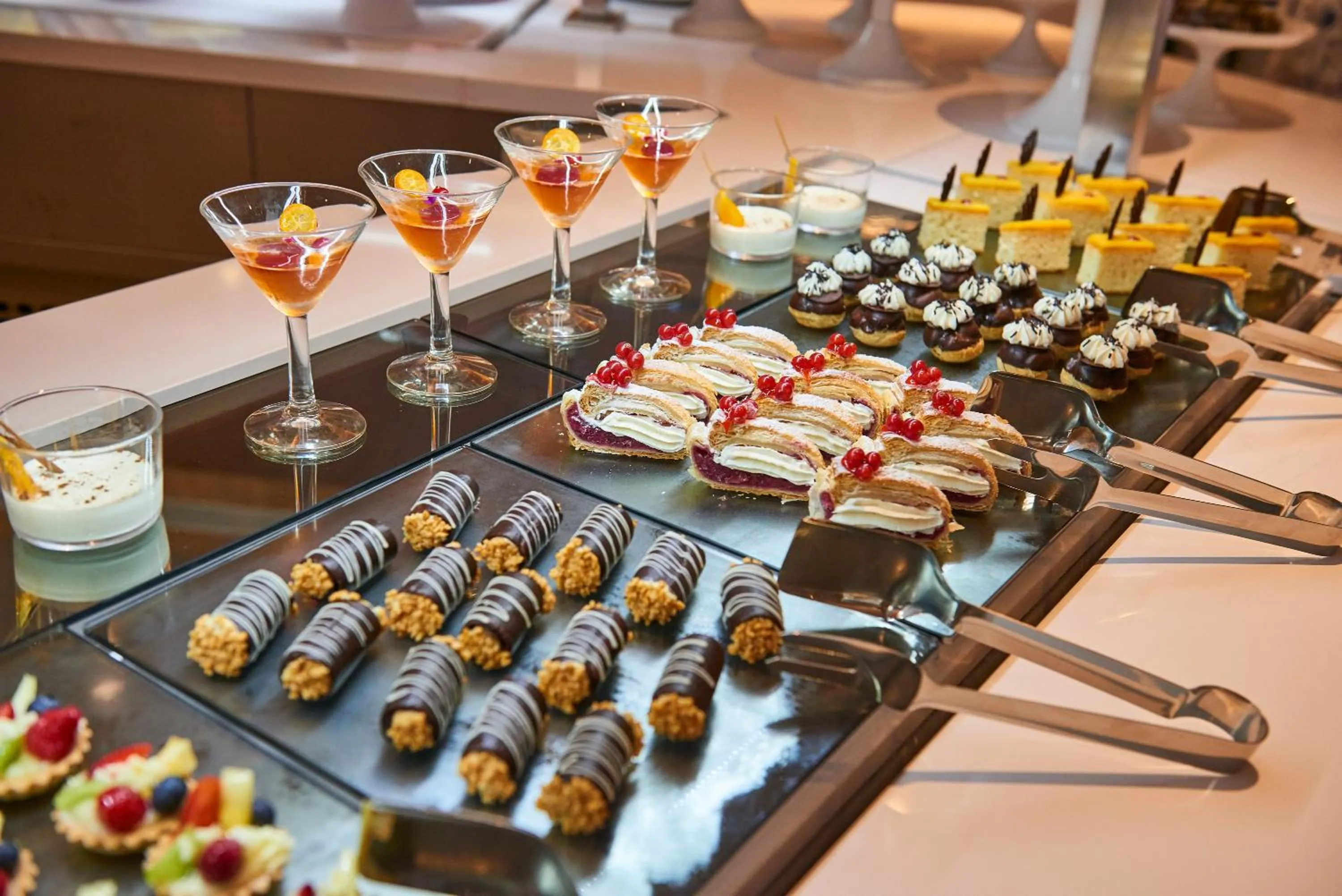 Restaurant/places to eat in Hipotels Bahia Cala Millor - Adults Only