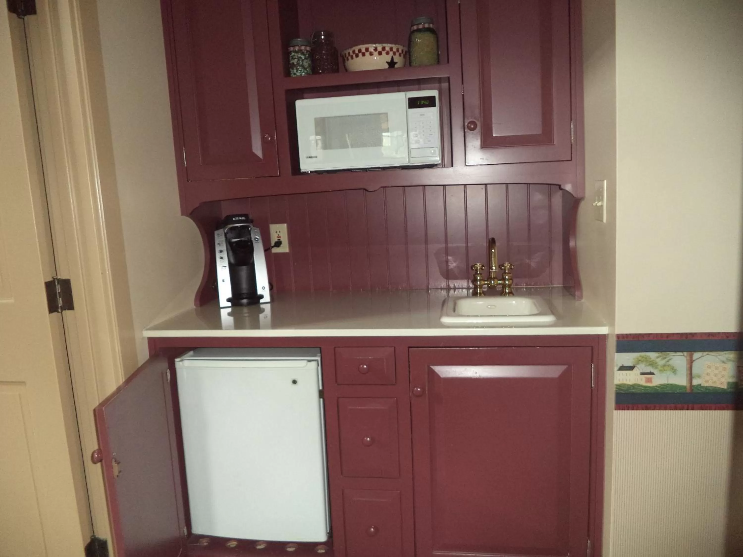 Coffee/tea facilities in The Inn & Spa at Intercourse Village