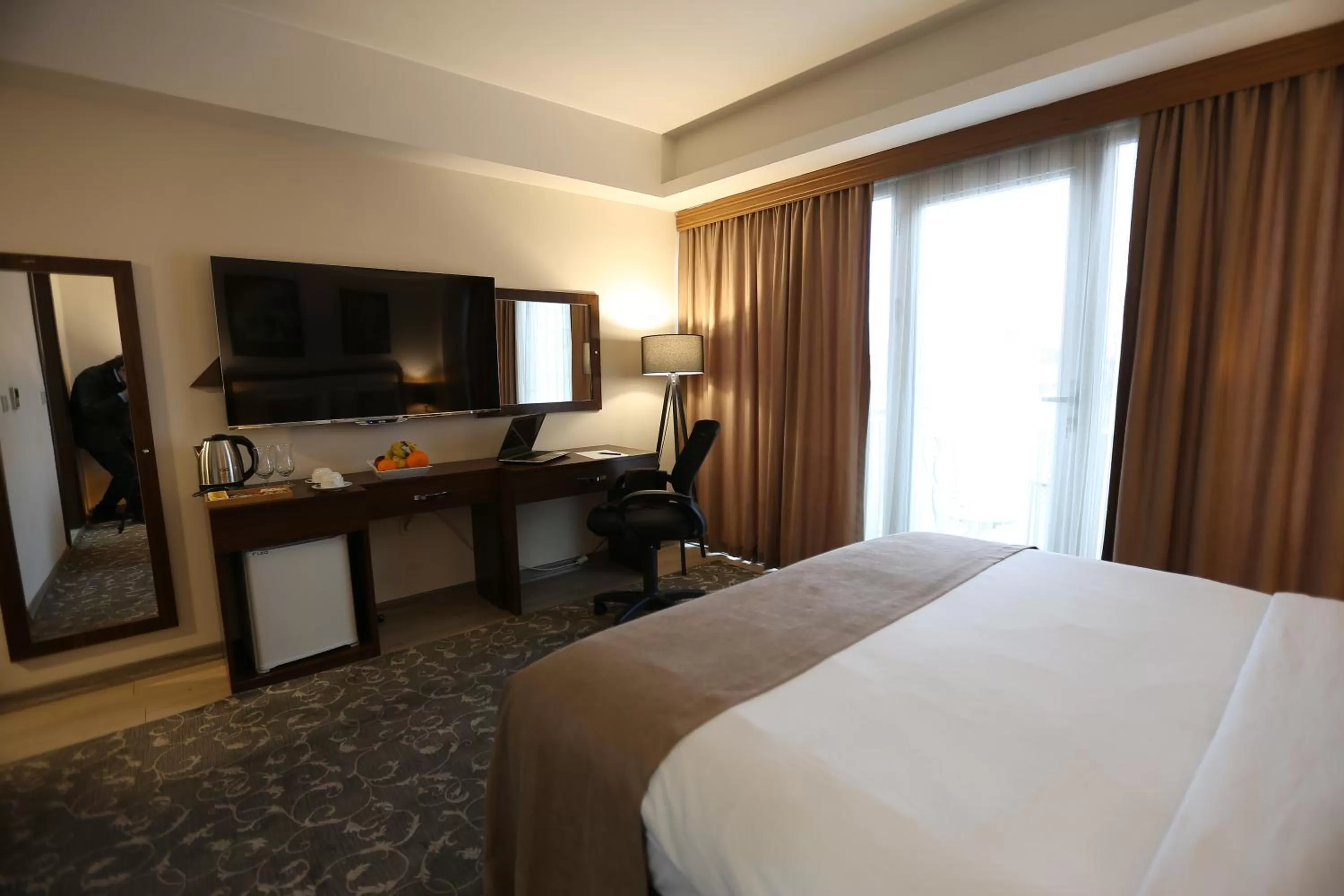 Photo of the whole room, Bed in Cebeci Grand Hotel