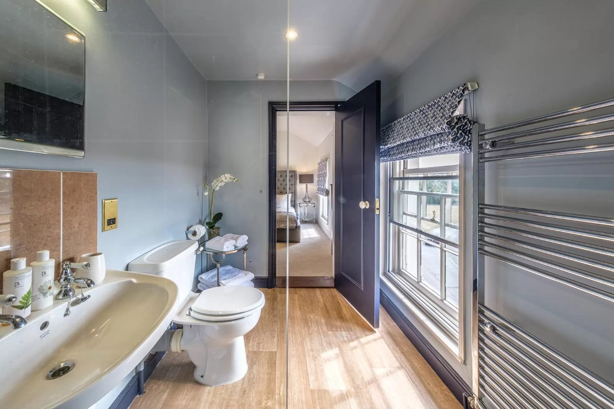 Toilet in The Black Lion, Long Melford