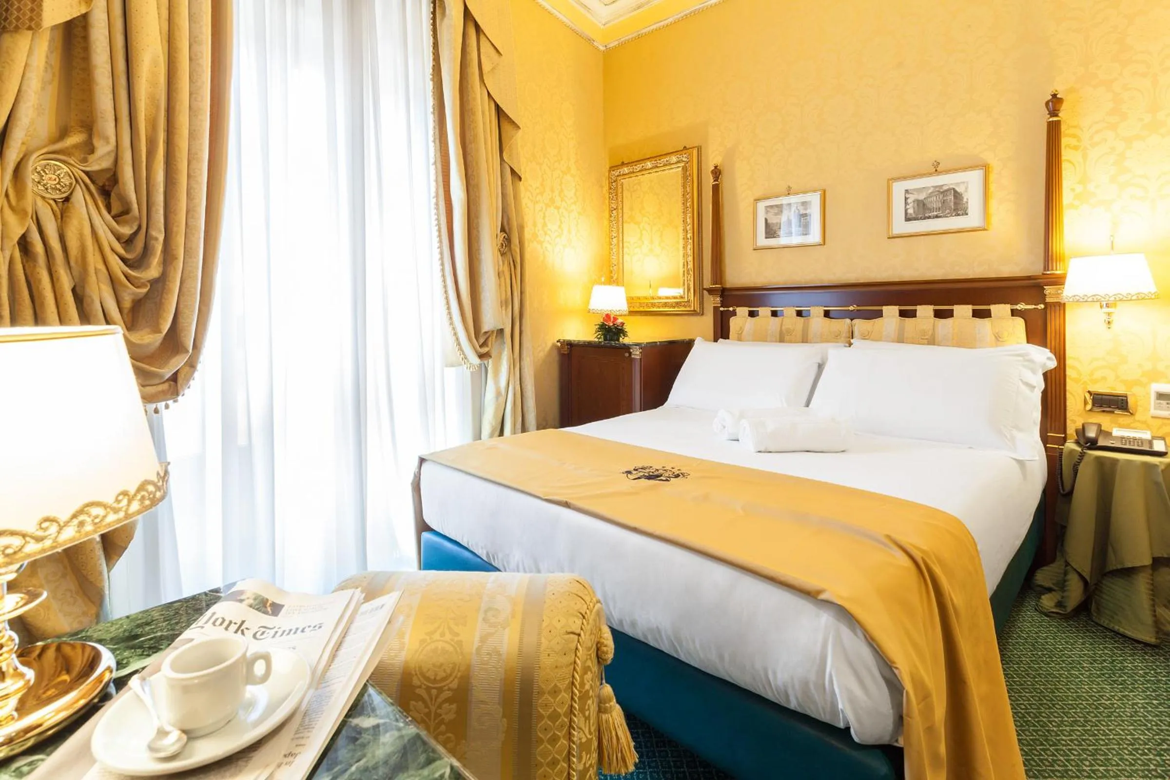 Bedroom, Bed in Hotel Manfredi Suite In Rome