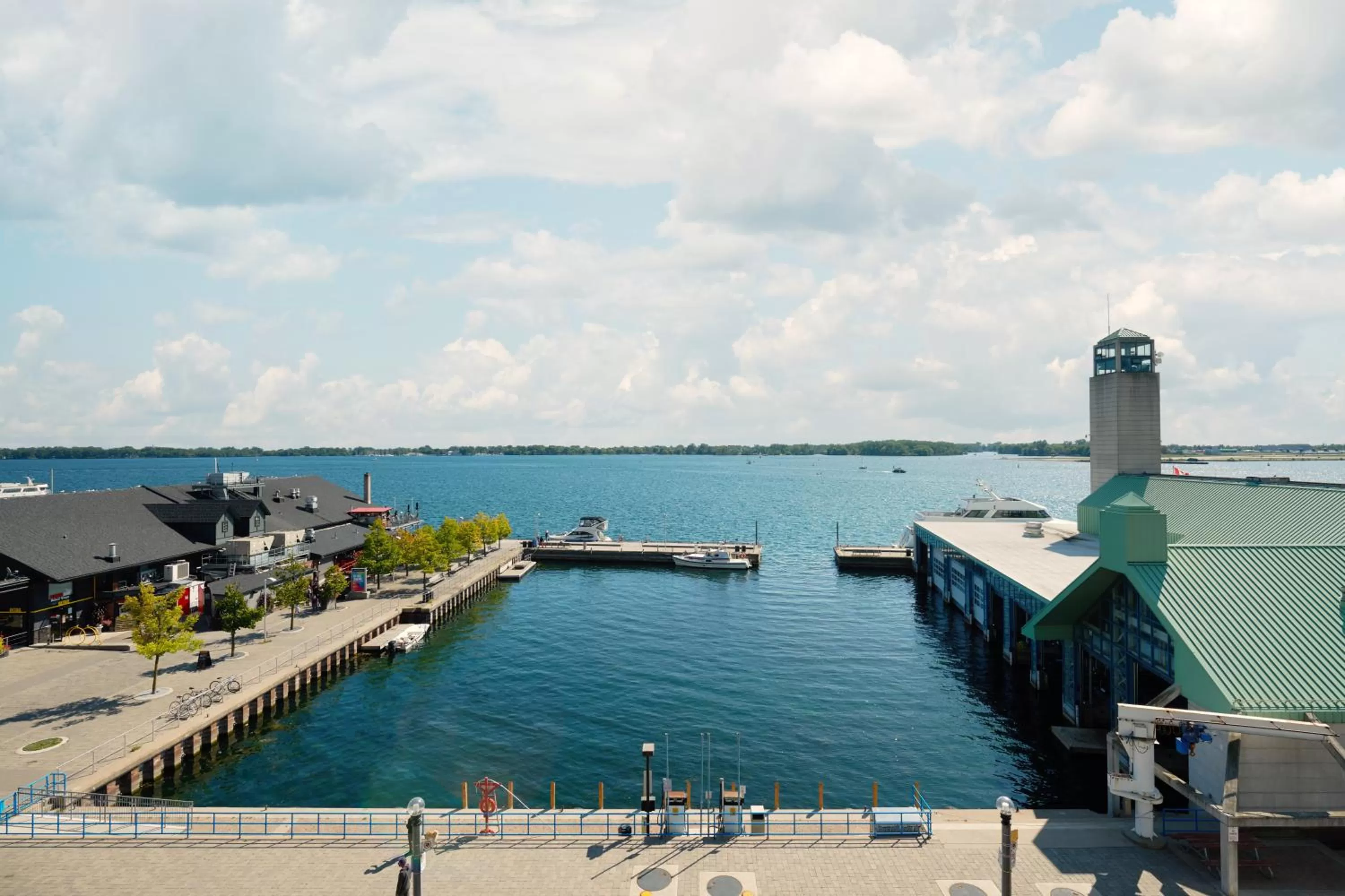 Lake view in Radisson Blu Toronto Downtown