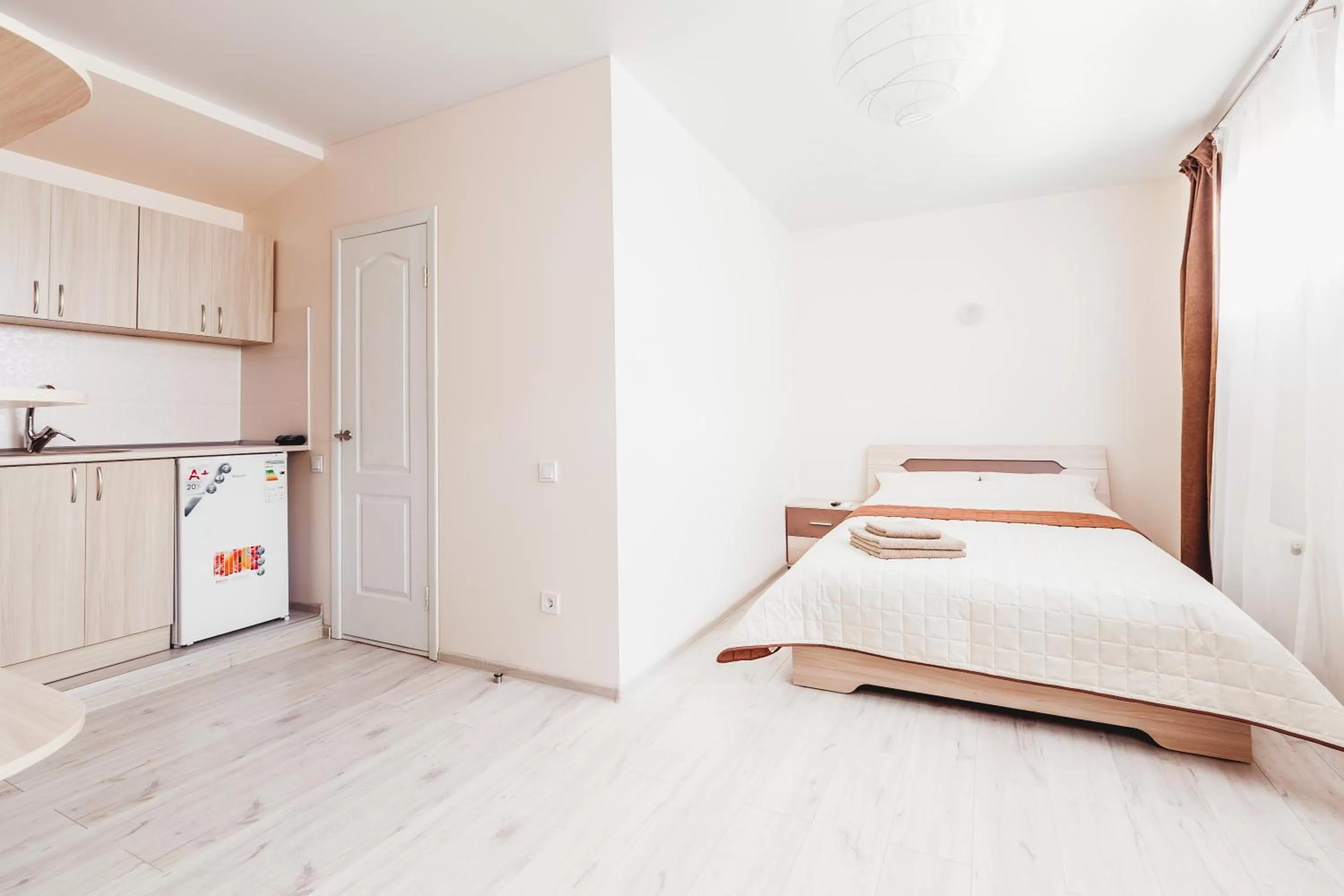 Bed in Apartments near Deribasovskaya