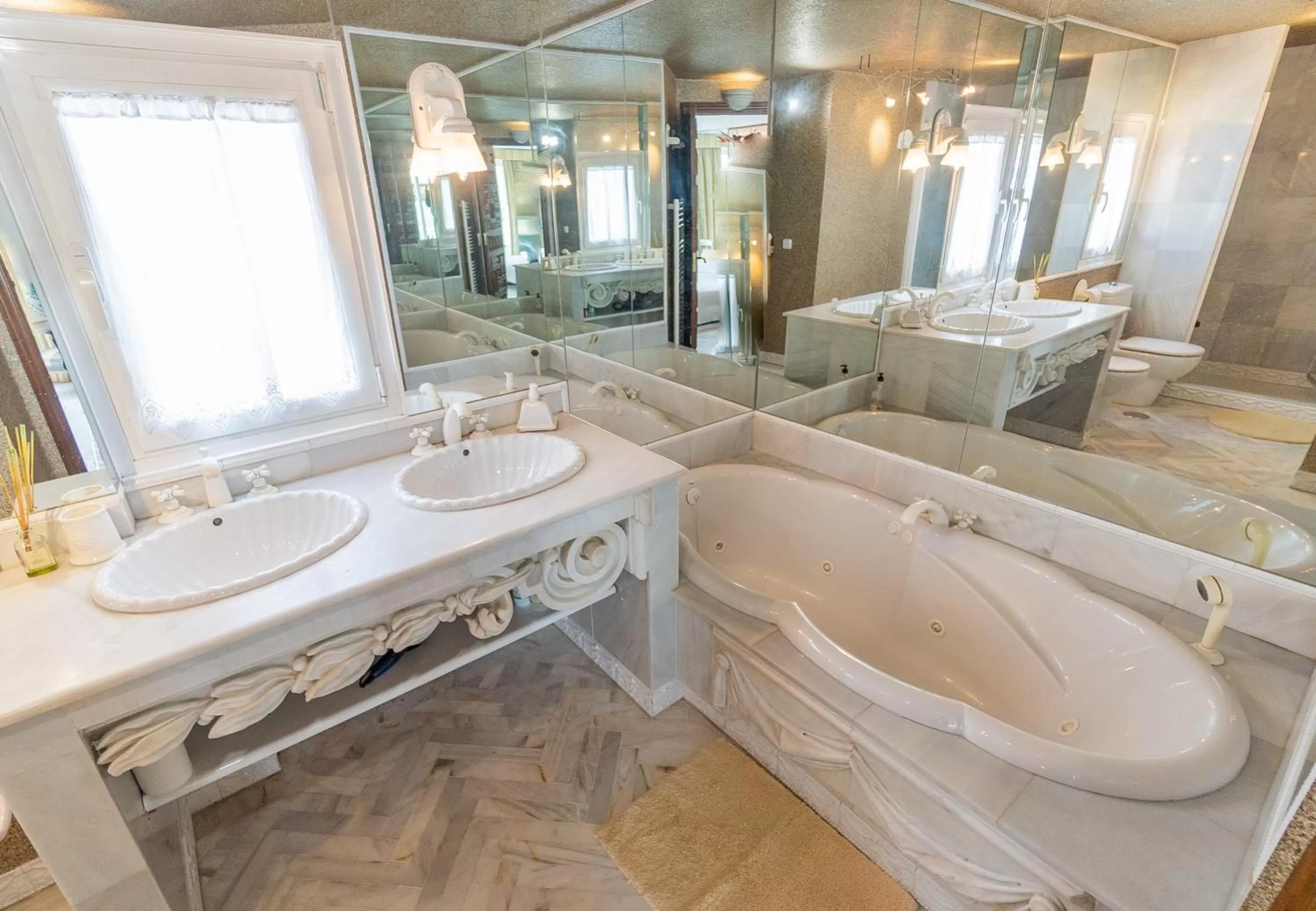 Bathroom in SUAY APARTMENTS