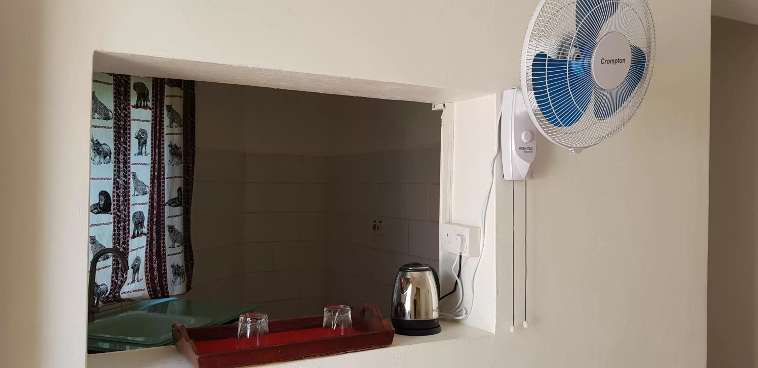 Kitchen or kitchenette in Northern Pearl