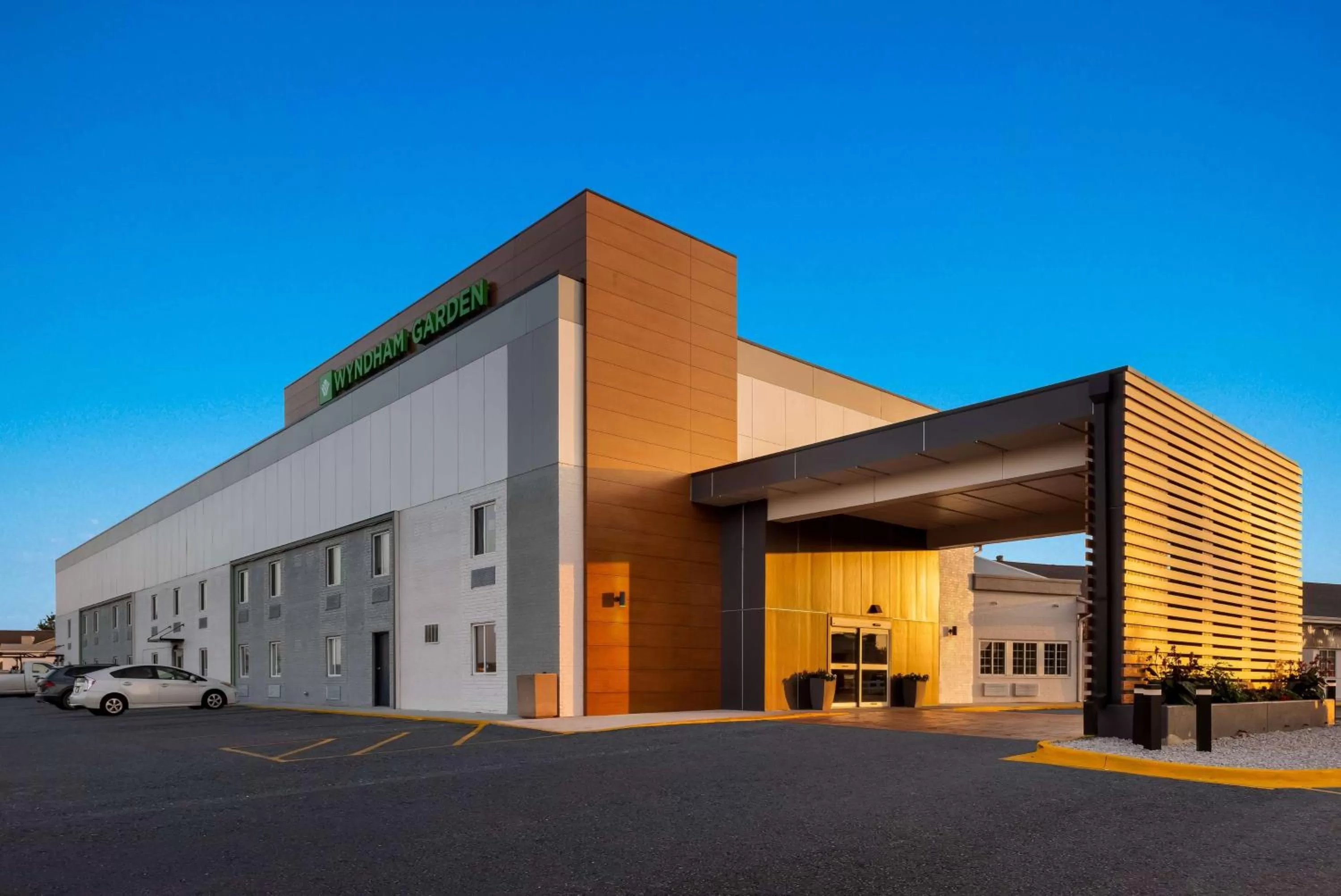 Property building in Wyndham Garden Ankeny