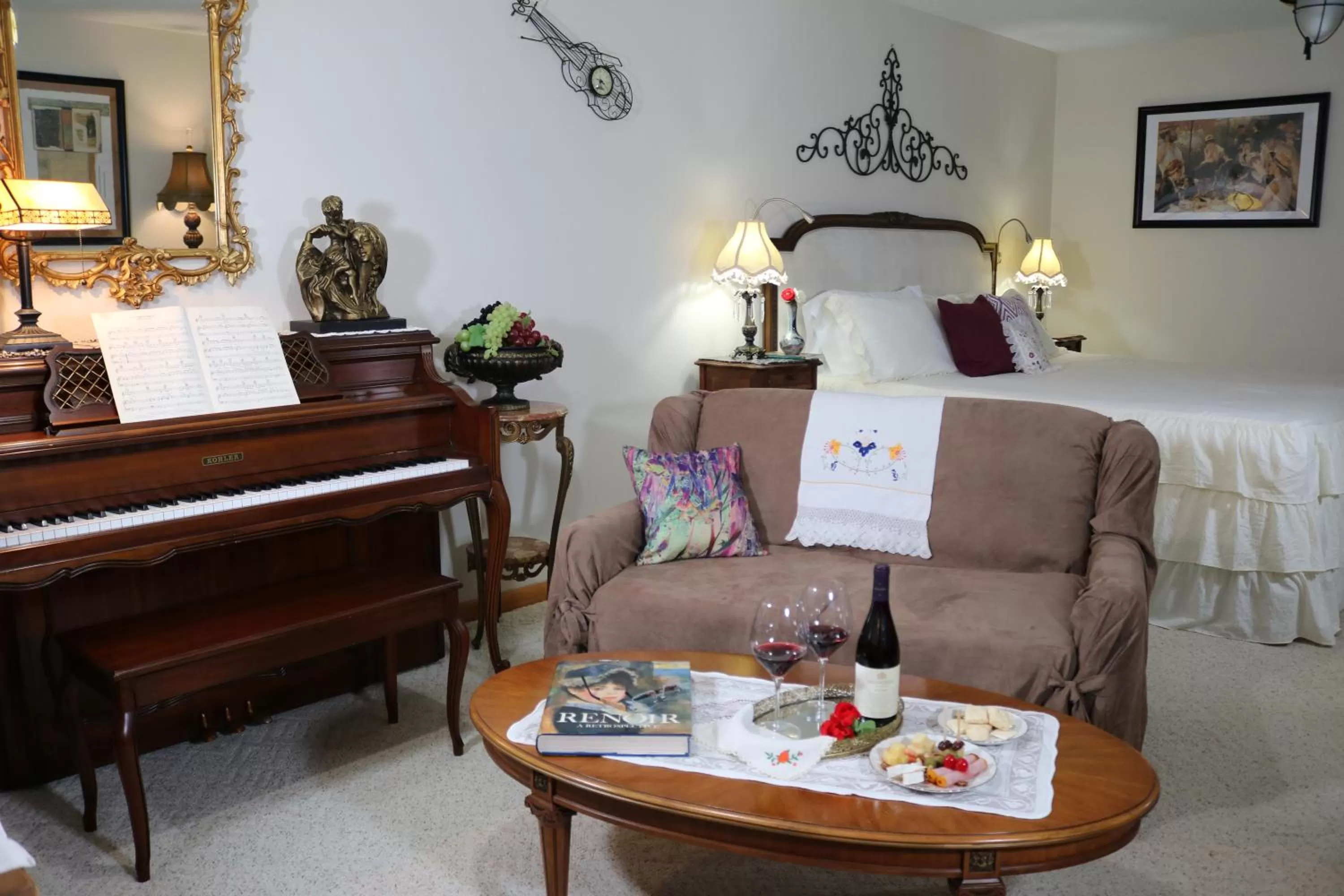 King Room in Crystal River Lullaby B&B