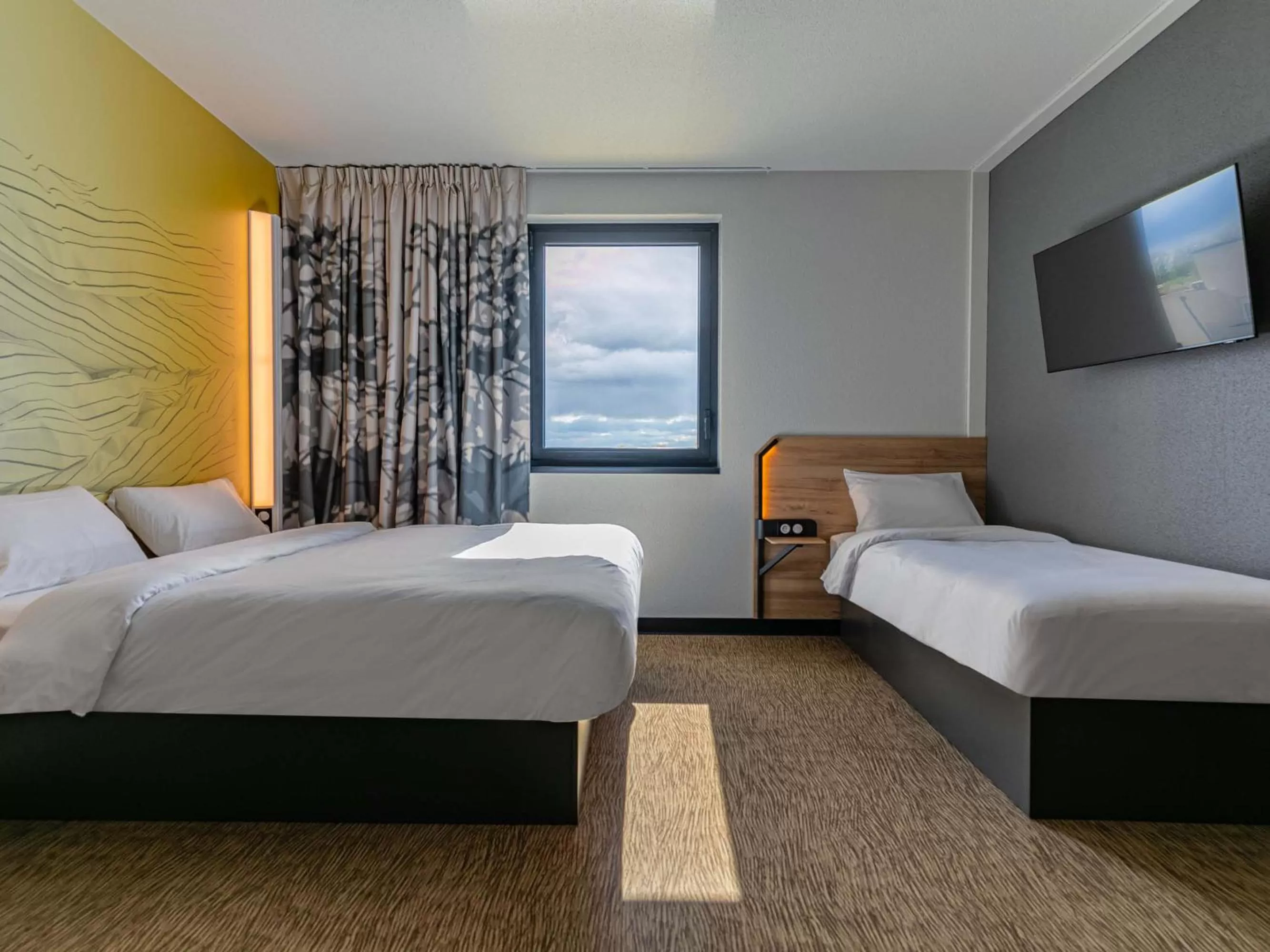 Bedroom, Bed in B&B HOTEL Sélestat Centre-Alsace