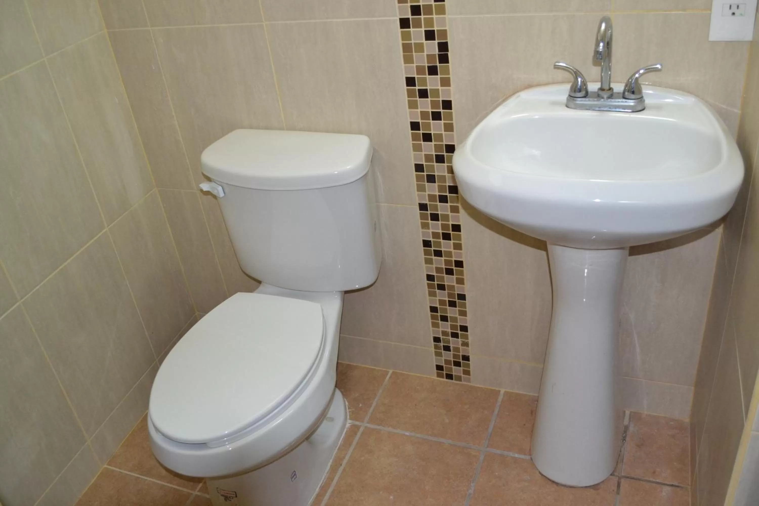 Toilet in Hotel Paraiso