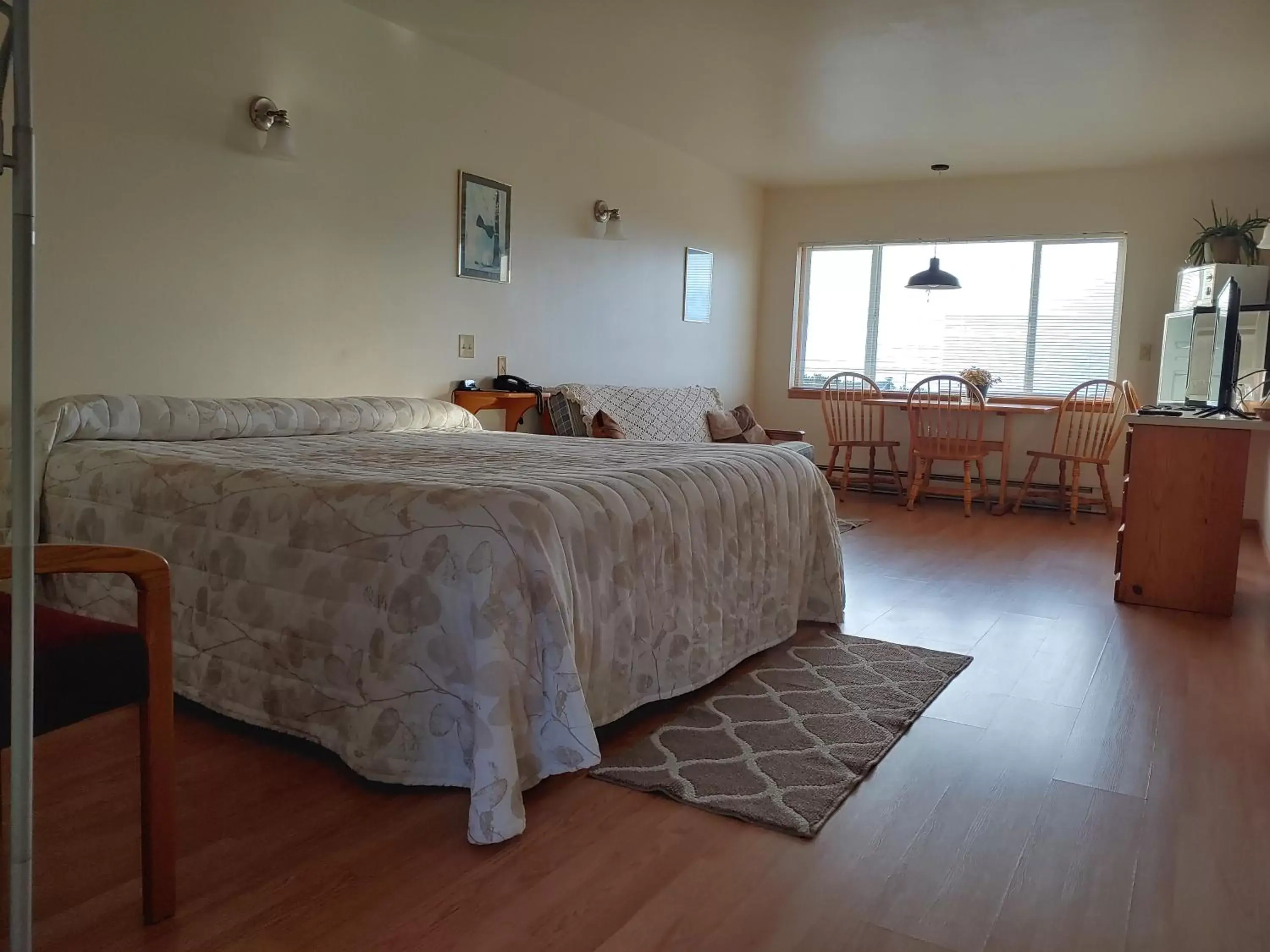 King Room with Ocean View - Adults Only in The Dublin House Motel King Room with Ocean View - Adults Only in The Dublin House Motel