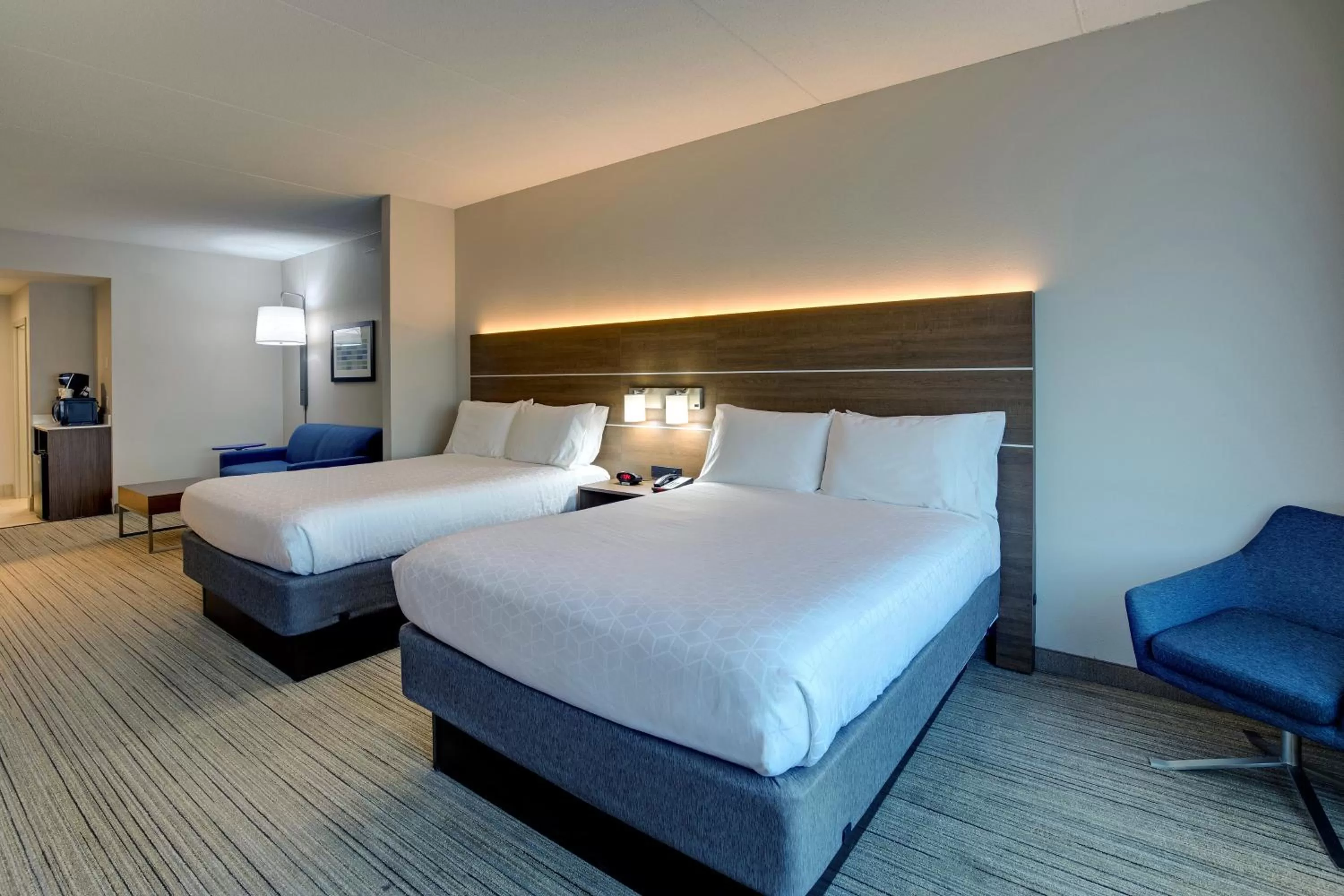 Photo of the whole room, Bed in Holiday Inn Express Nashville-Opryland by IHG