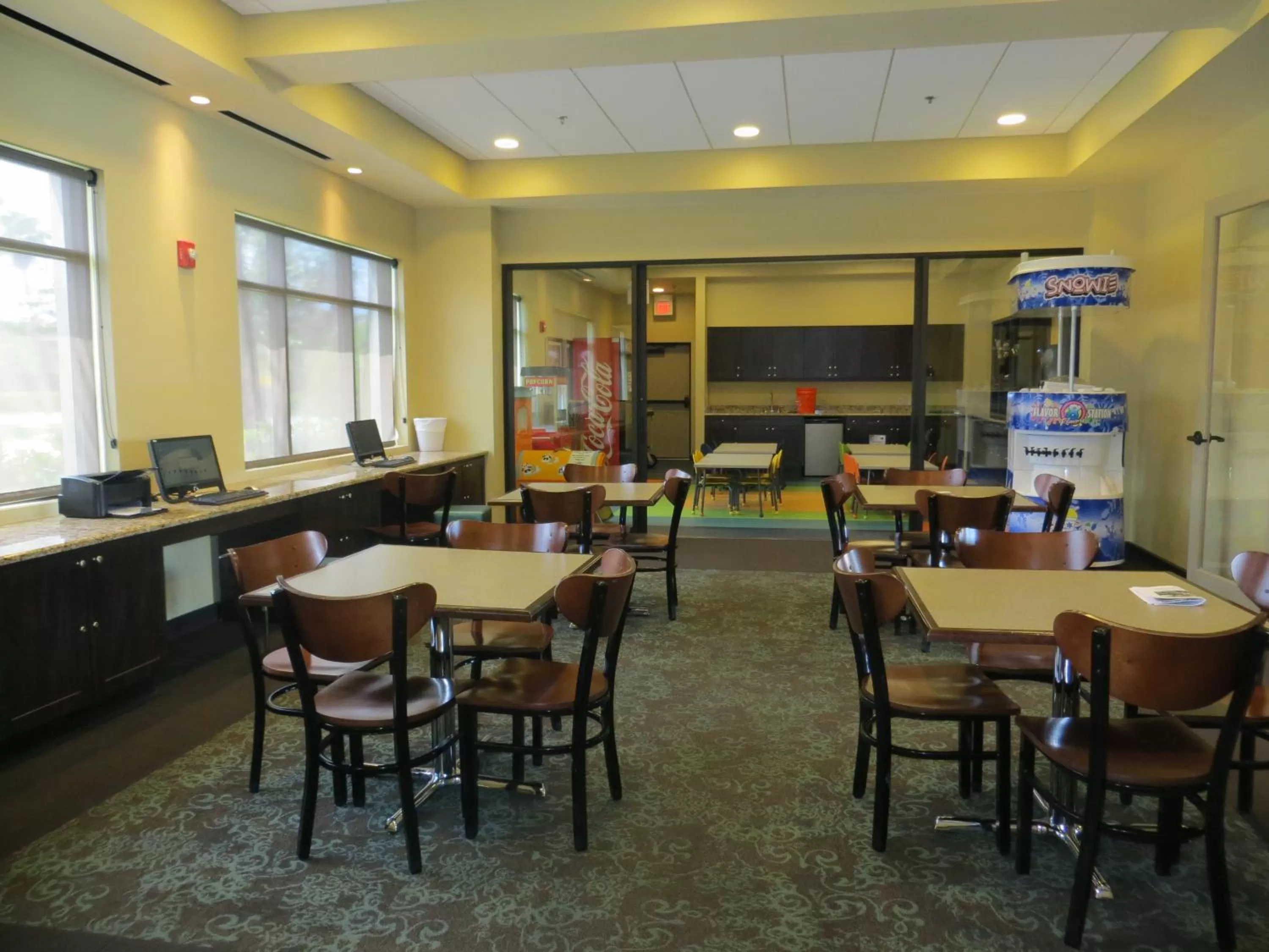 Business facilities in FantasyWorld Resort