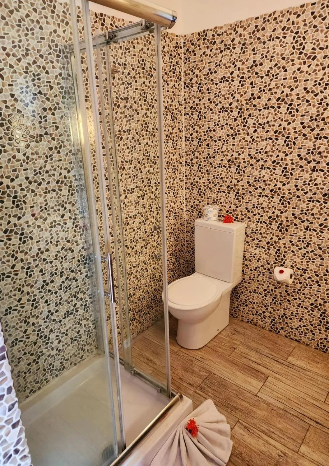 Shower in The Crow's Nest Resort Fiji