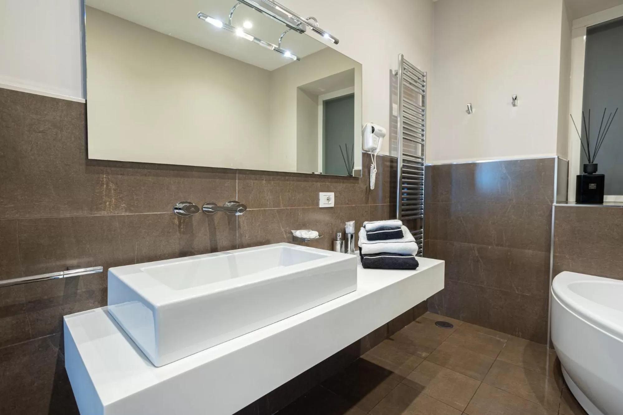 Bathroom in Cardilli Luxury Rooms