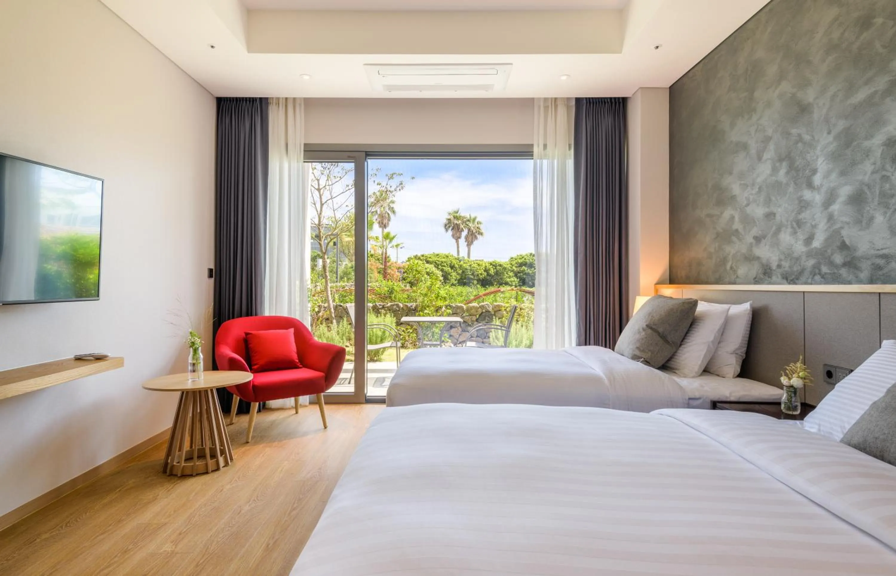 Bed in The Grand Sumorum