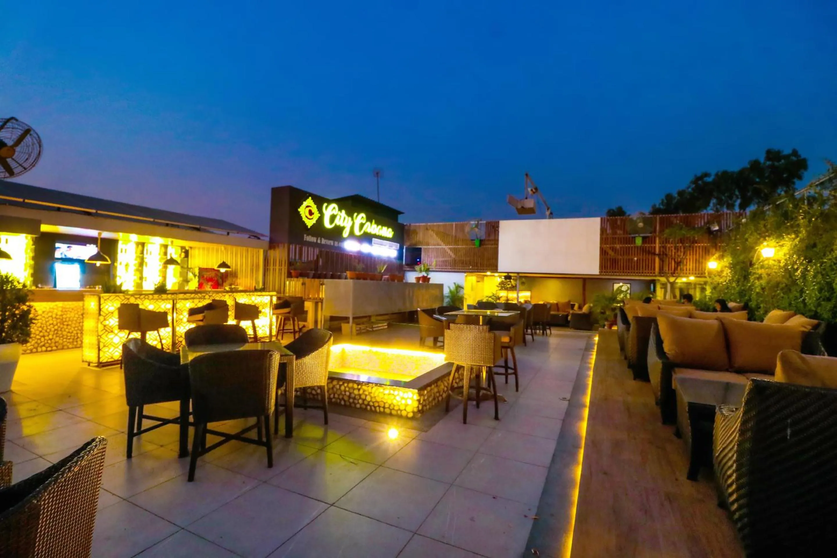 Patio in Hotel City Heart Premium