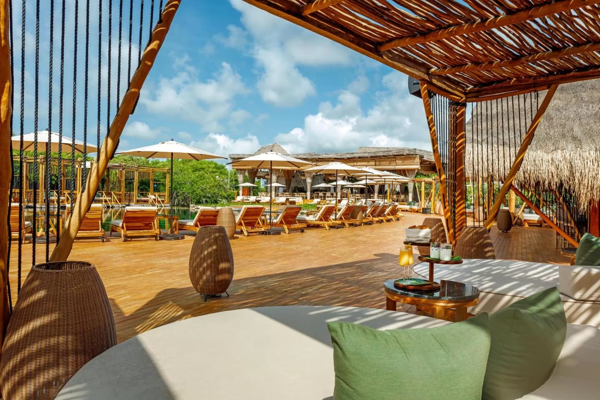 Swimming pool in Hotel Shibari - Restaurant & Cenote Club