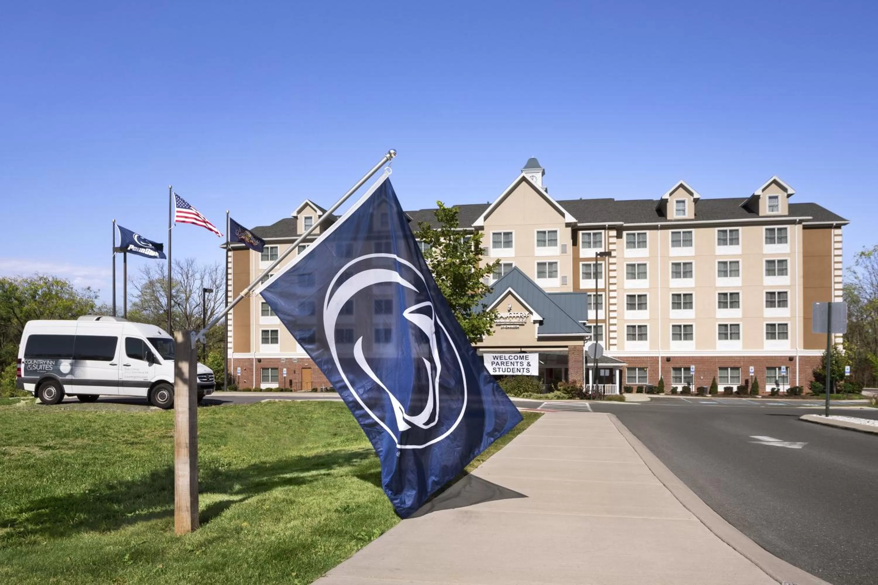 Facade/entrance in Country Inn & Suites by Radisson, State College Penn State Area , PA