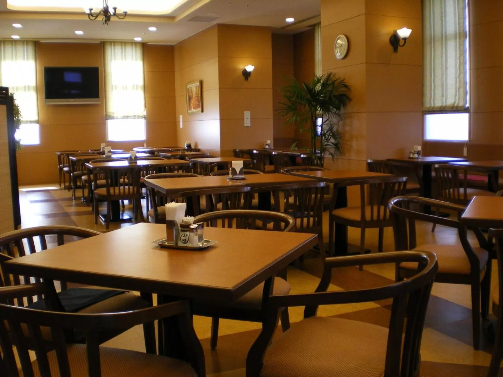 Restaurant/places to eat in Hotel Route-Inn Tomakomai Ekimae