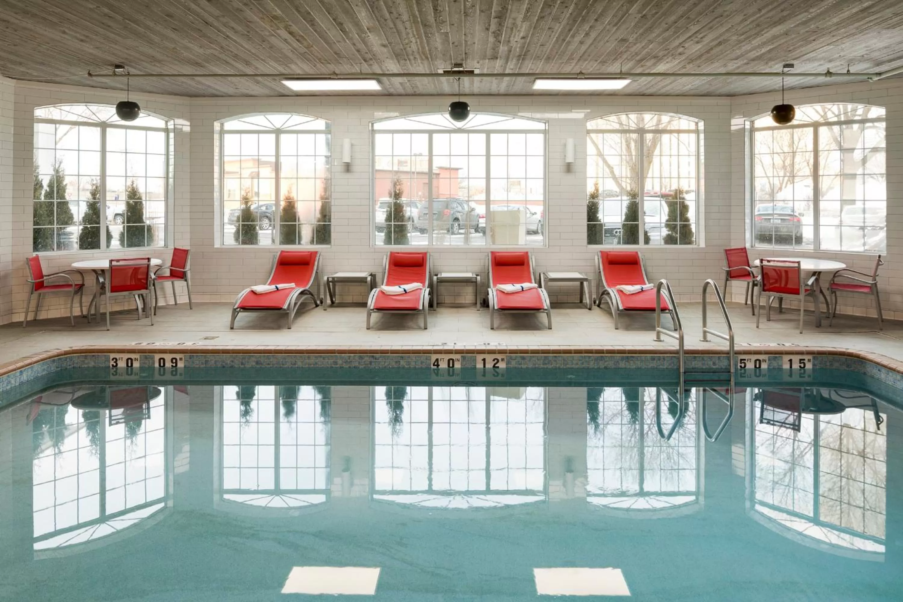 Swimming pool in Holiday Inn - Bloomington W MSP Airport Area by IHG