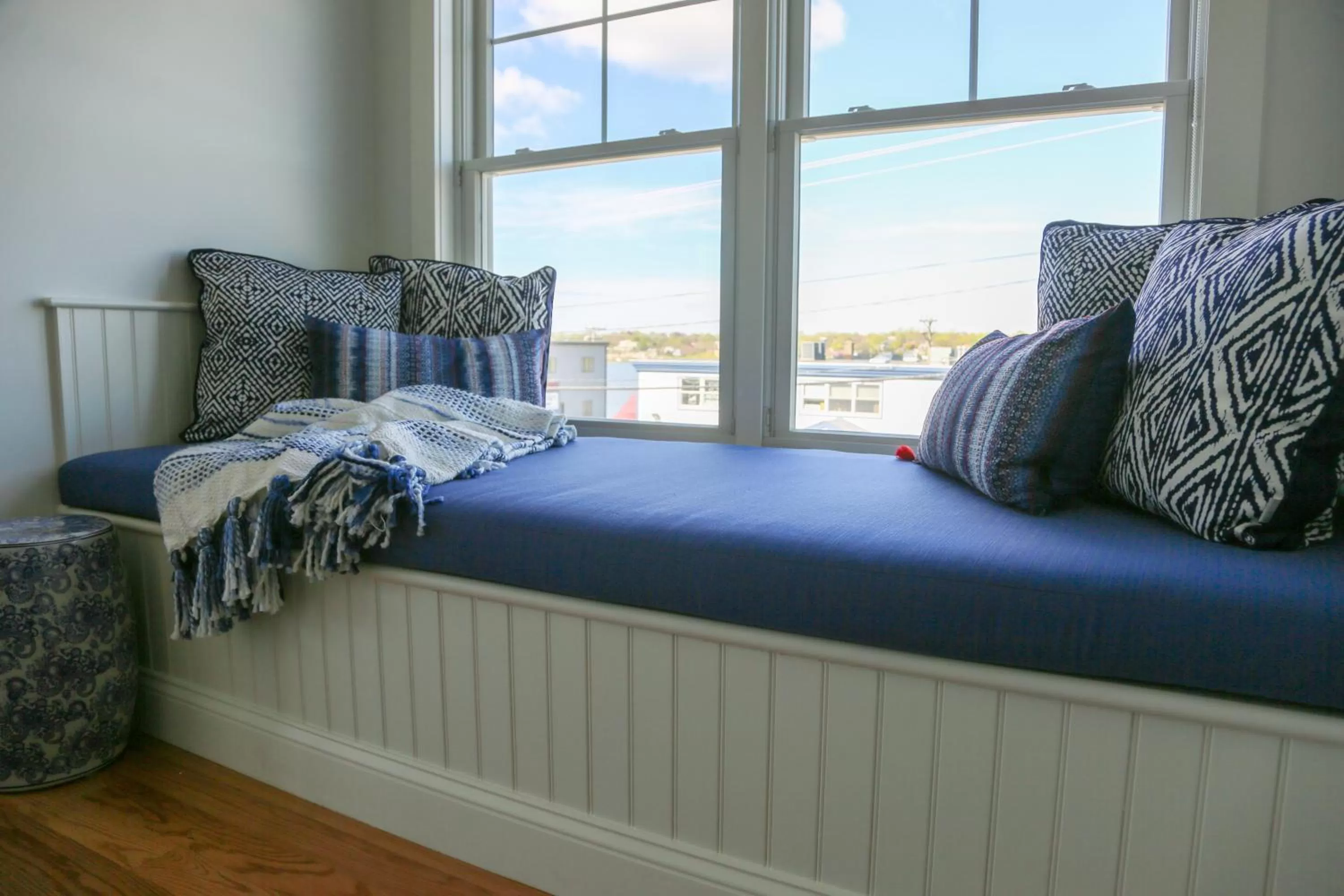 Bed in The Sea Breeze Inn