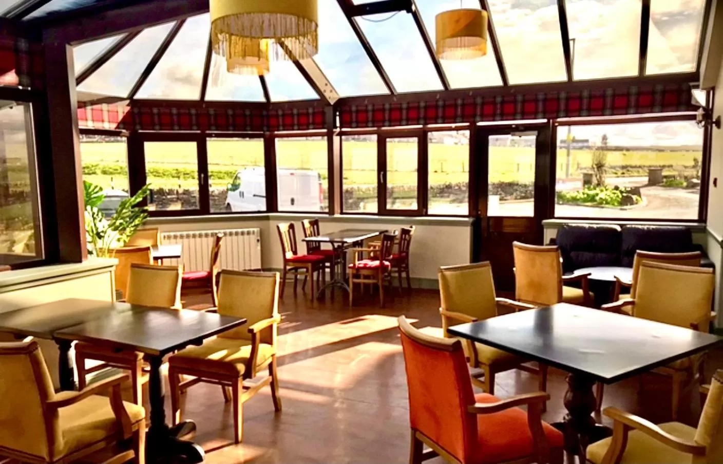 The Weigh Inn Hotel & Lodges