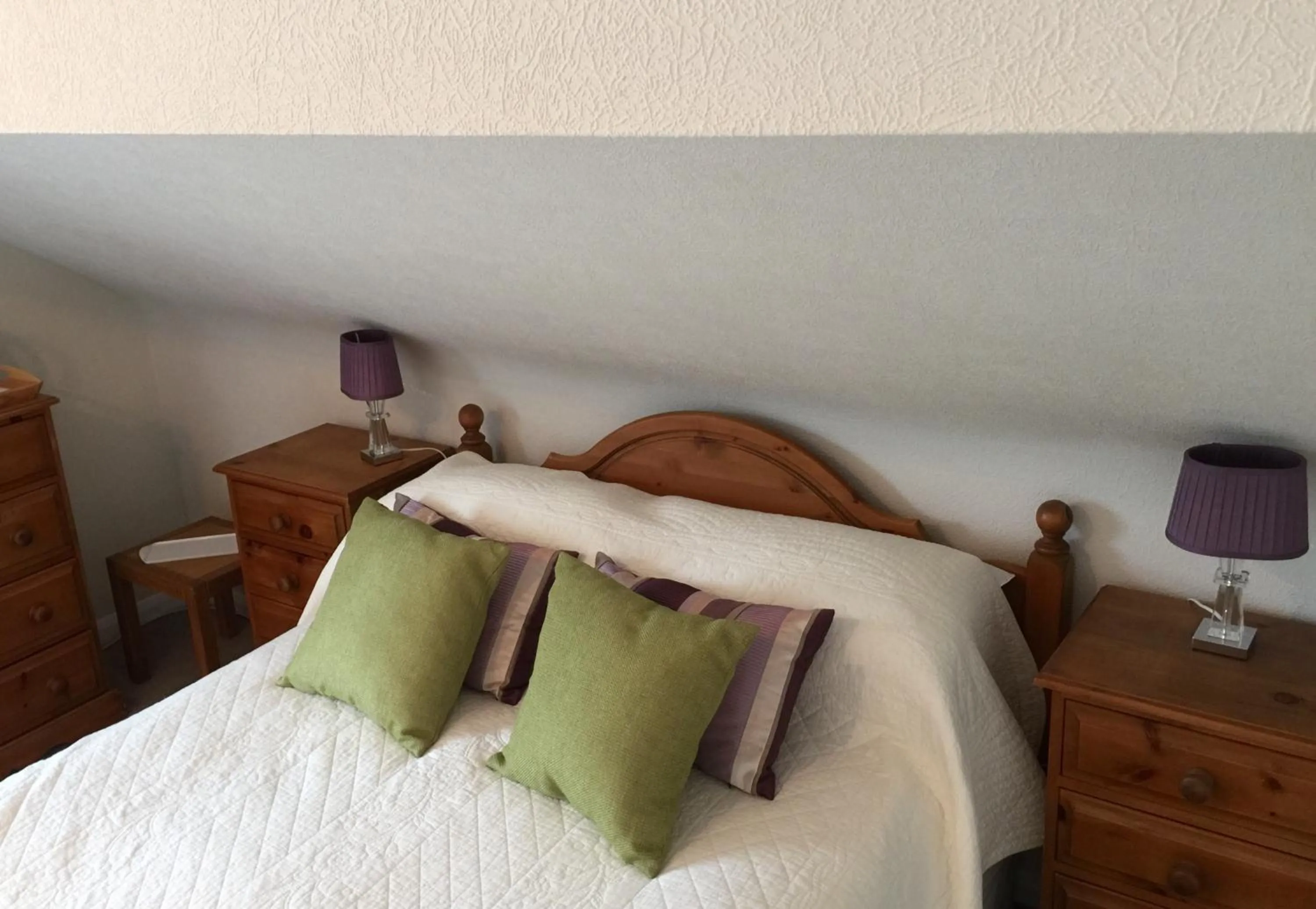 Bed in Meadowcroft Guest House