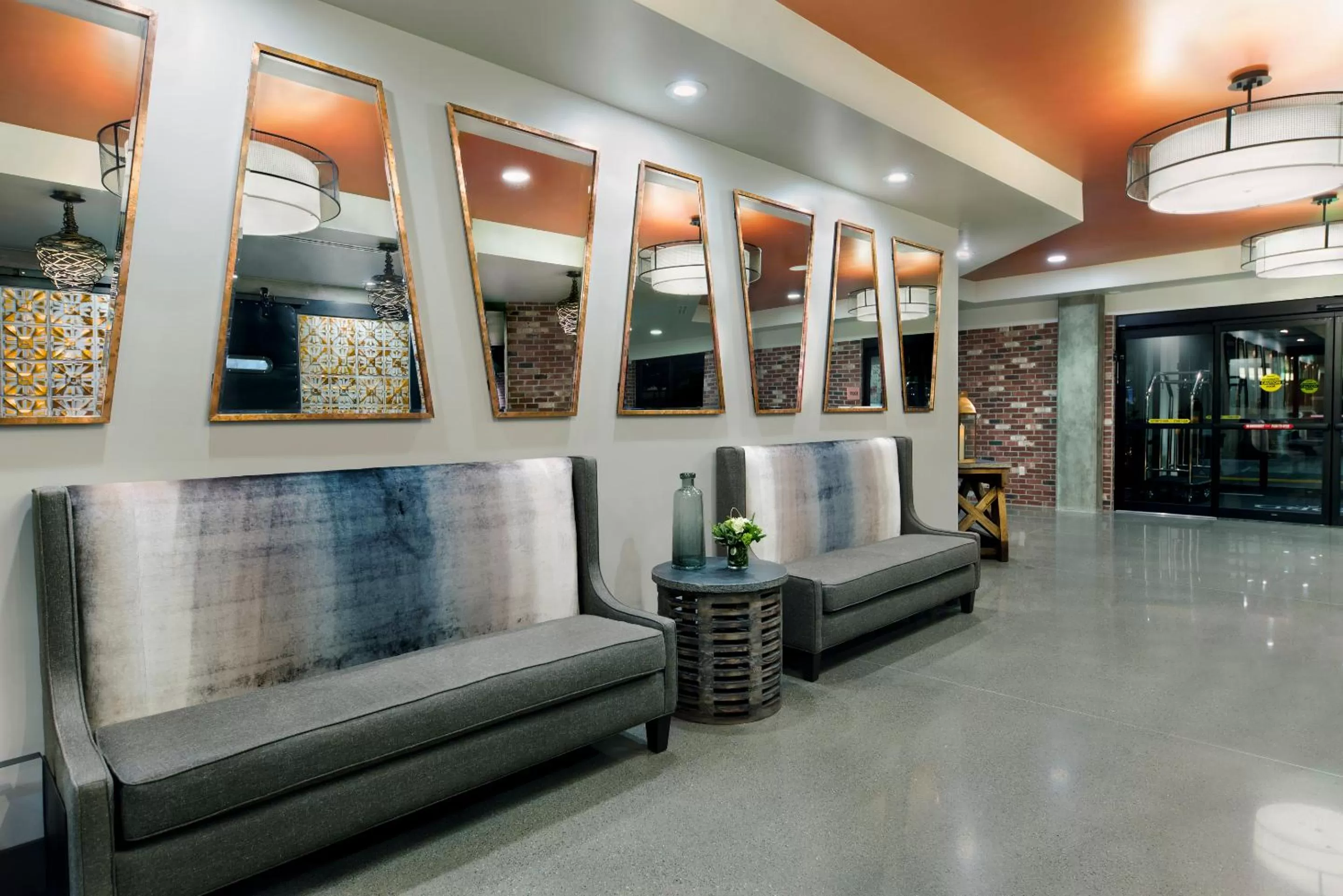 Lobby or reception in Oxford Suites Paso Robles