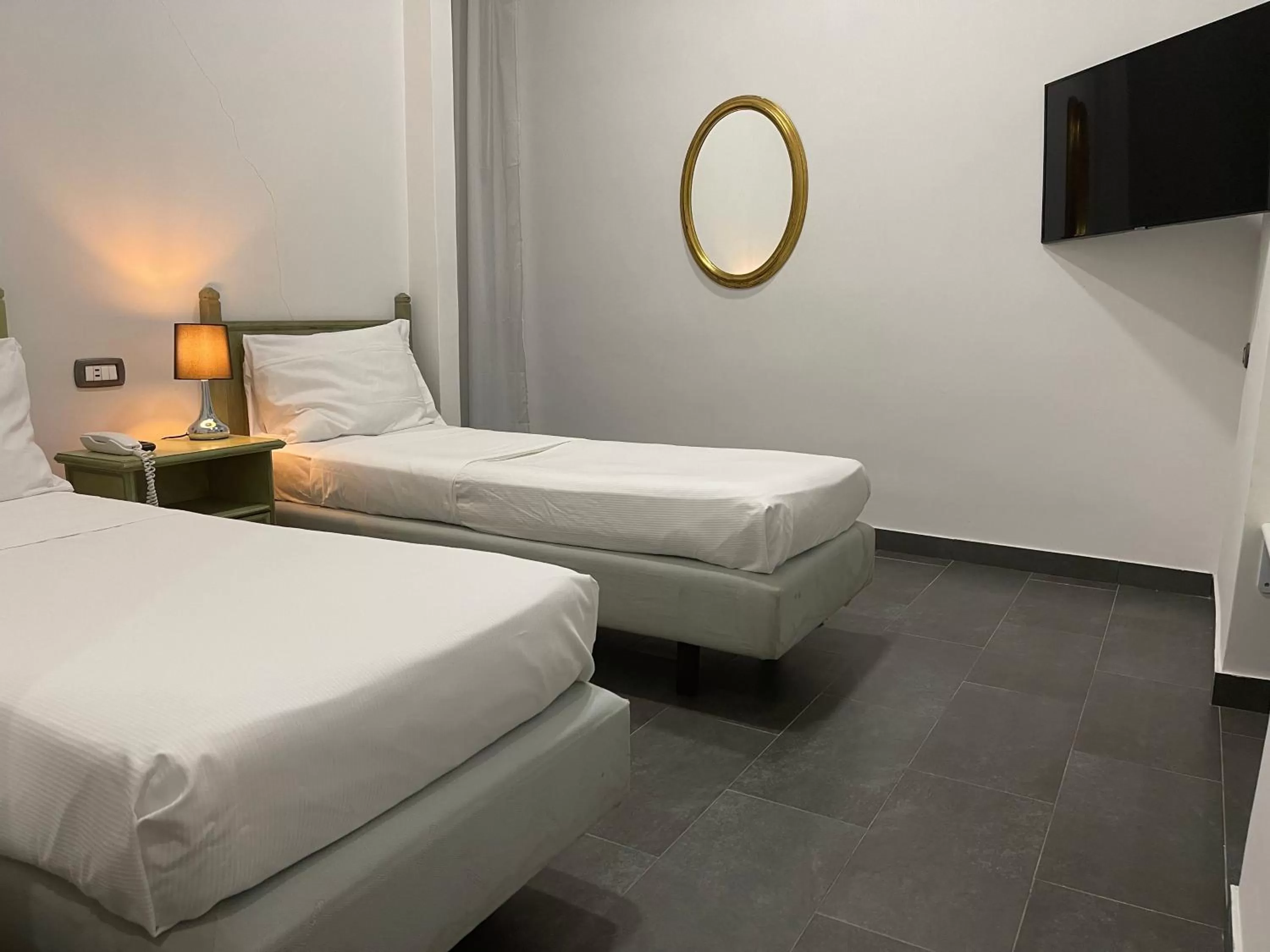 Bedroom, Bed in Jazz Hotel