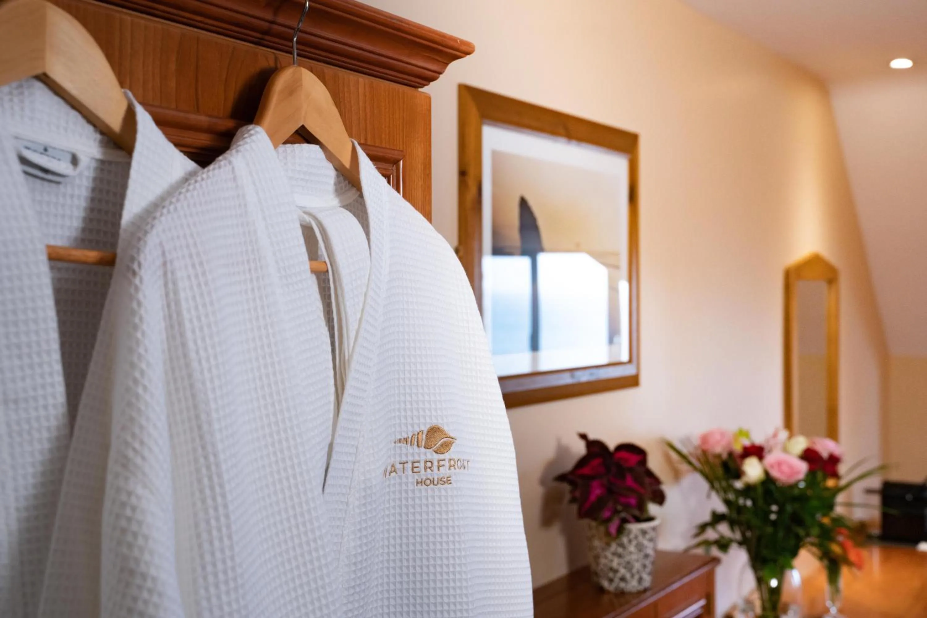 Bedroom in Waterfront House & Restaurant