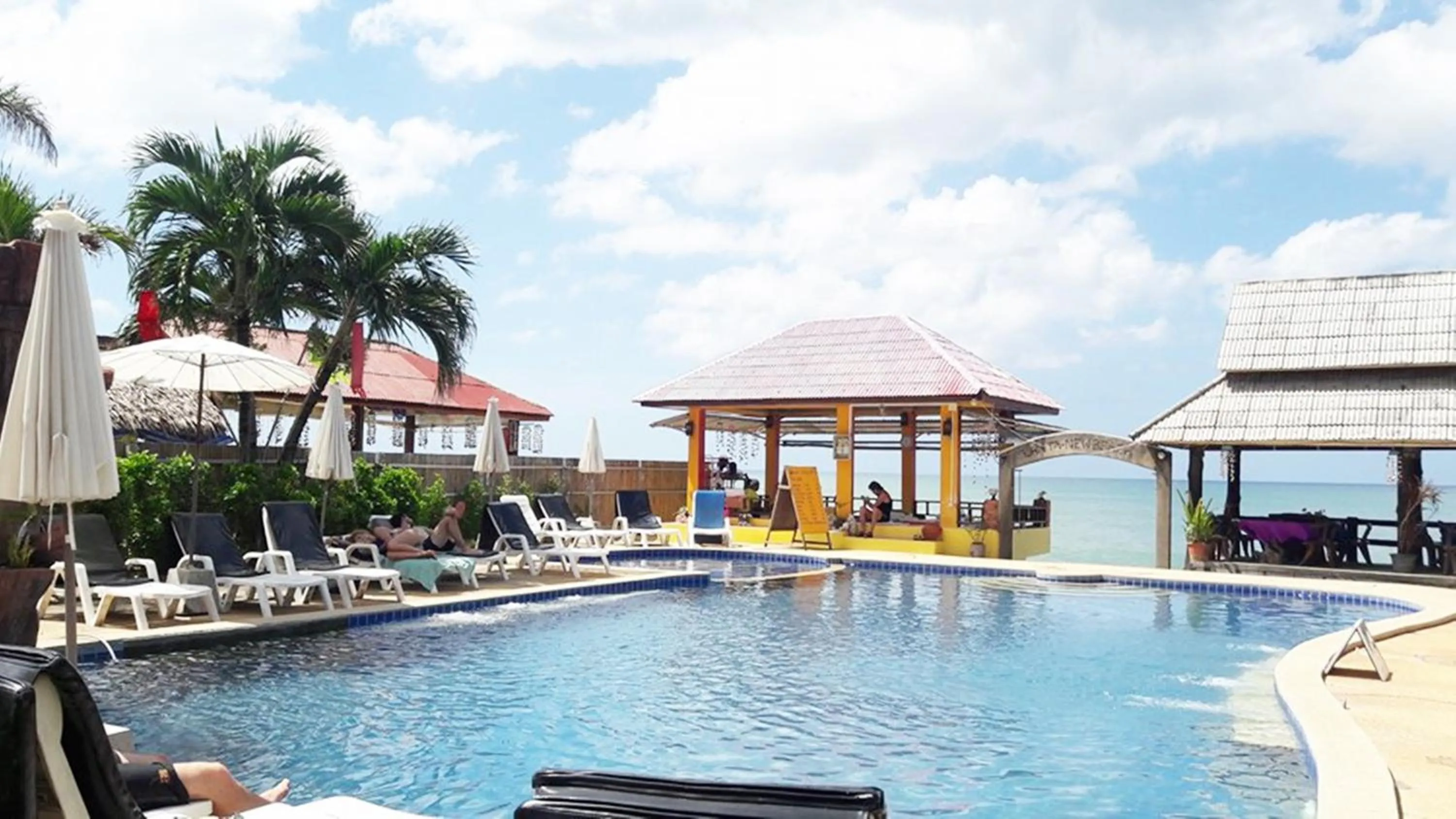 Swimming pool in Lanta New Beach Bungalows - SHA Plus