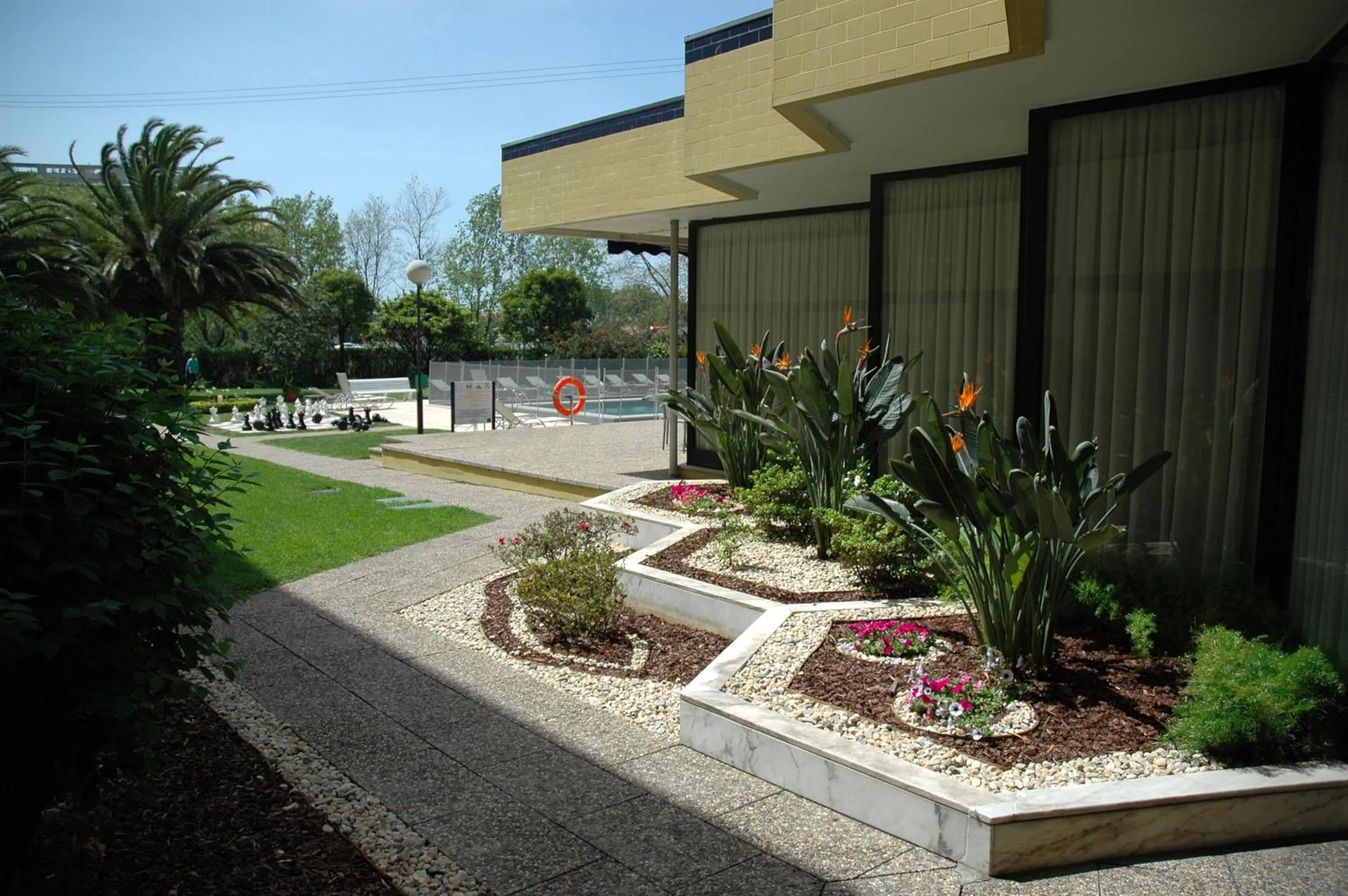 Garden in Novotel Porto Gaia