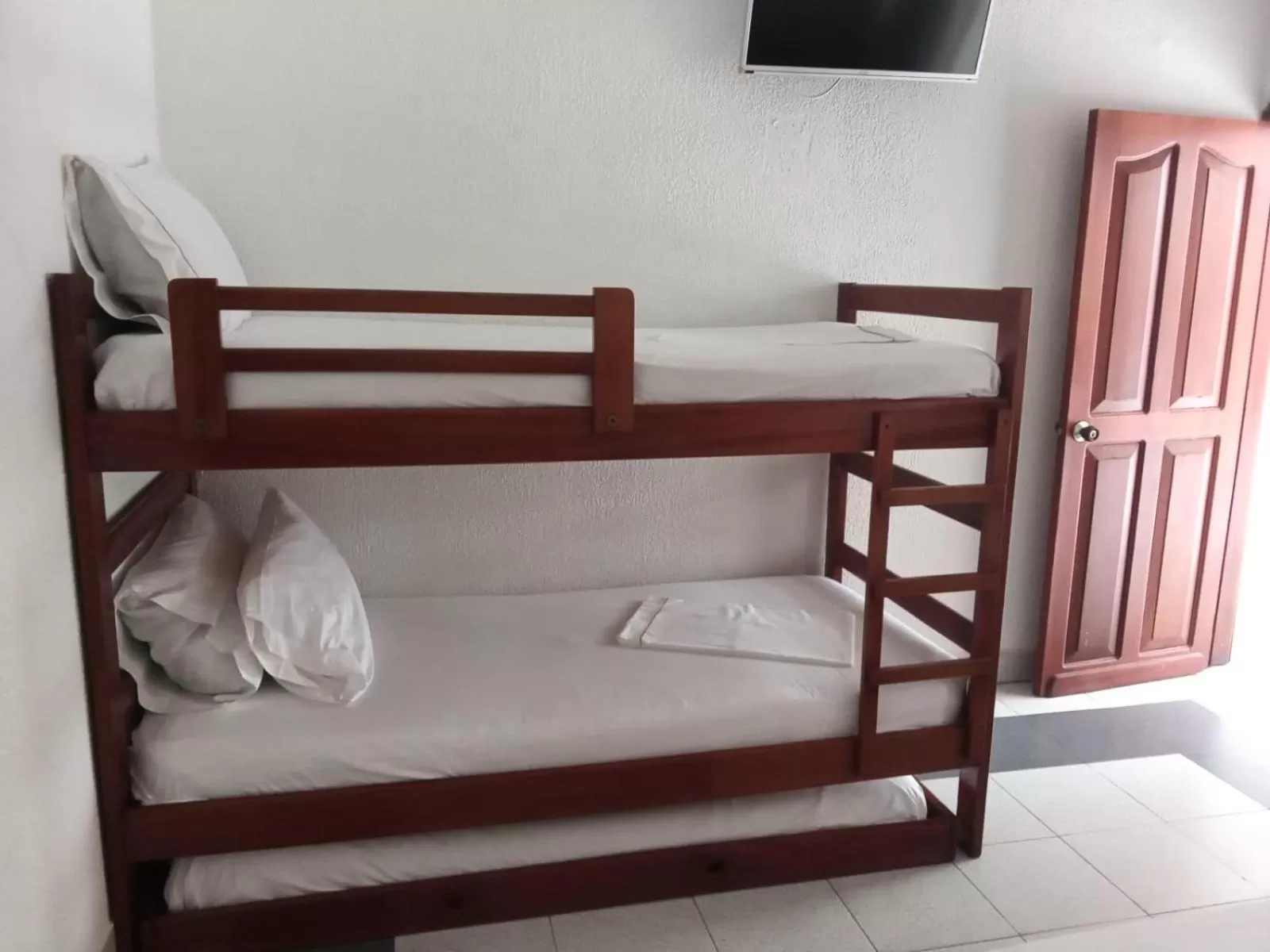 Photo of the whole room, Bed in Suite Sumapaz Hotel