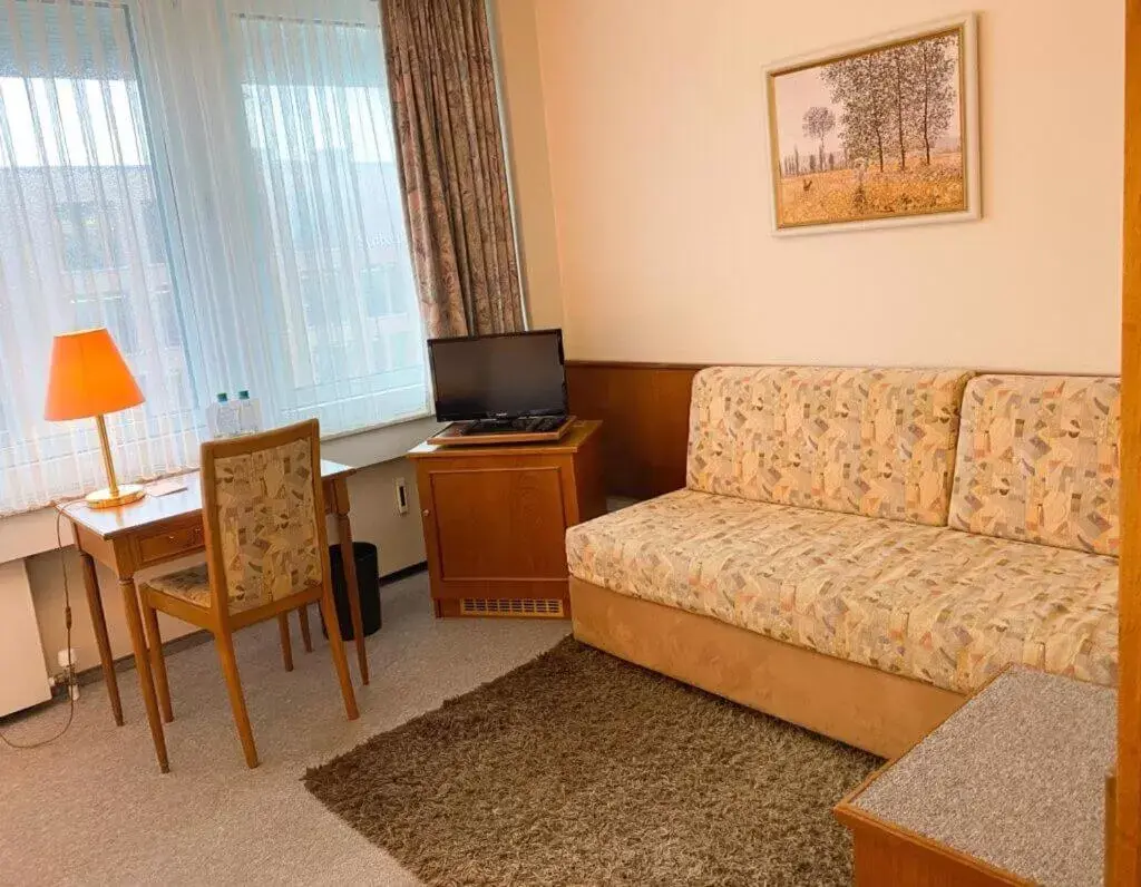 Double Room in Hotel am Rathaus Double Room in Hotel am Rathaus