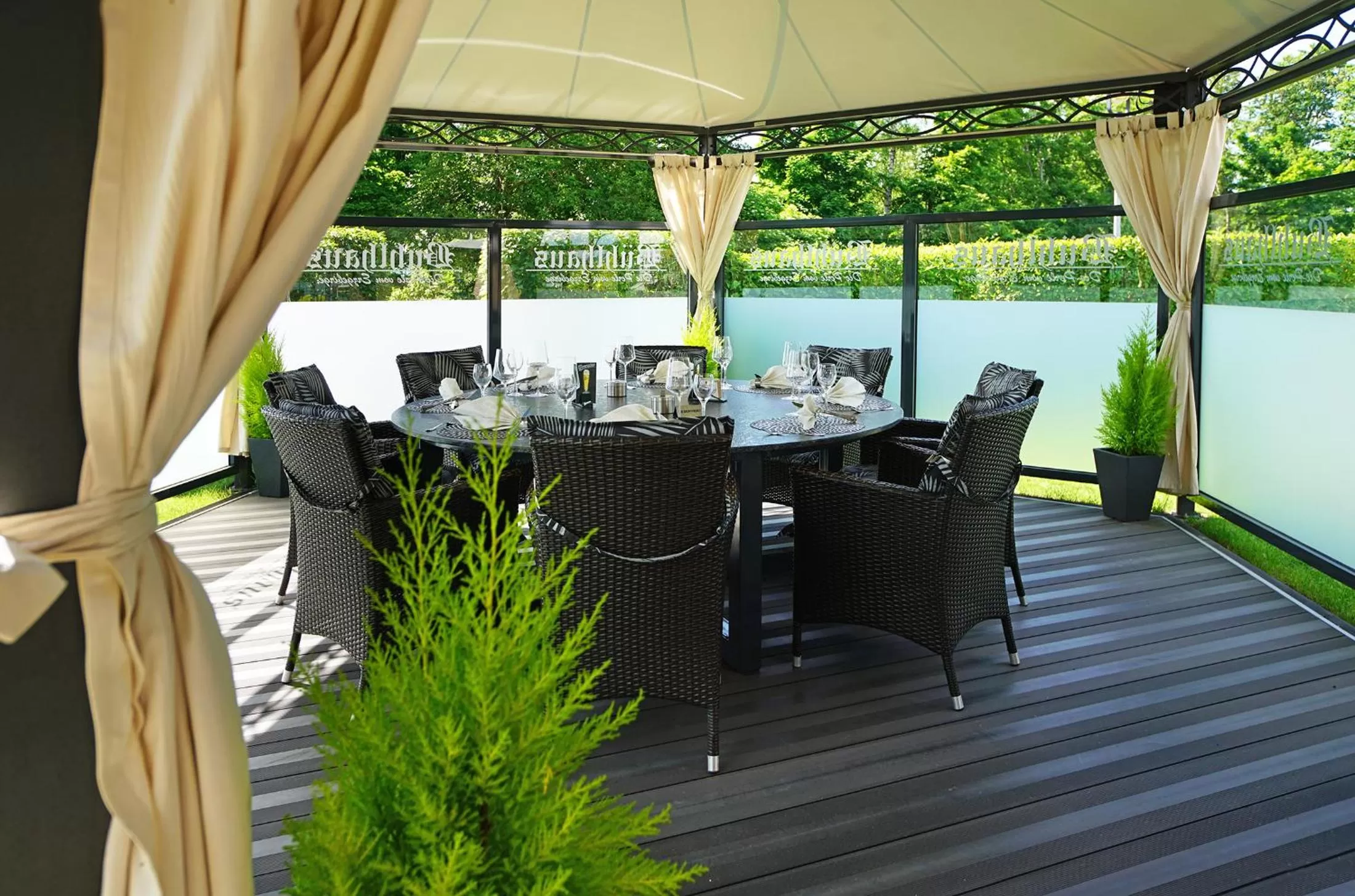 Restaurant/places to eat in Hotel und Restaurant Bühlhaus