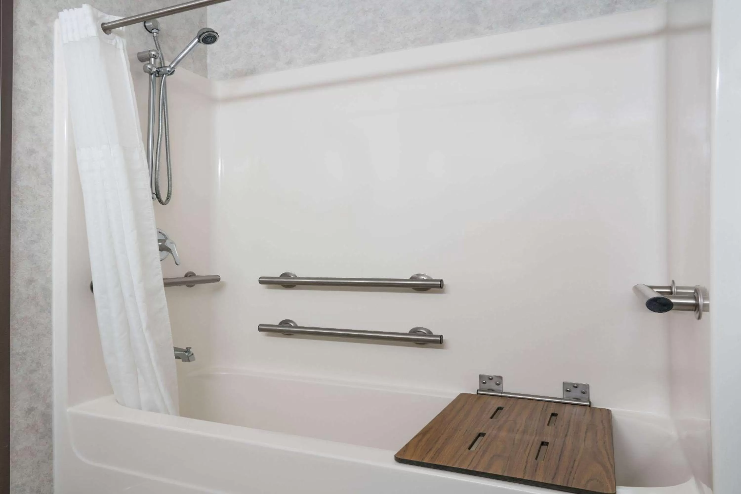 Bathroom in Days Inn by Wyndham Fargo/Casselton