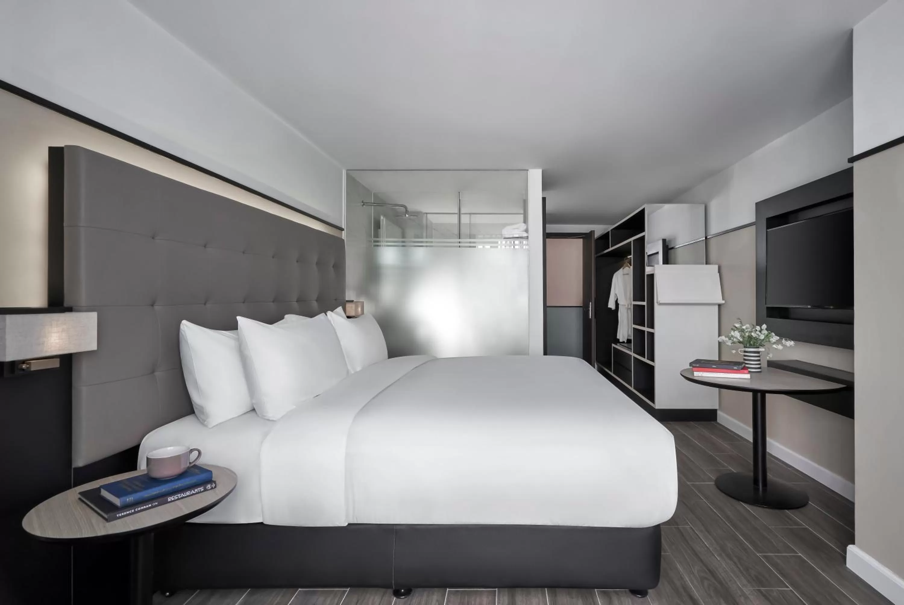 Bed in M Village Hotel Tôn Thất Đạm