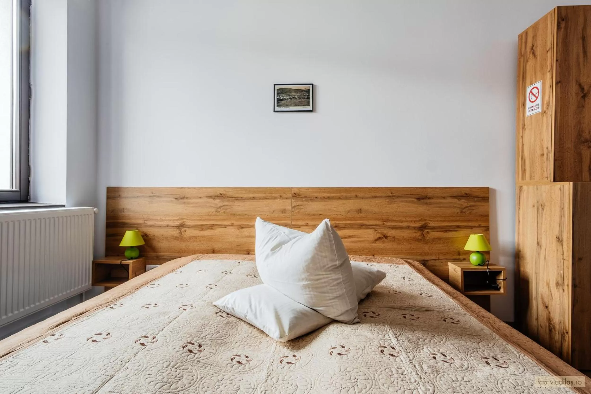 Bed in Hotel Carpati