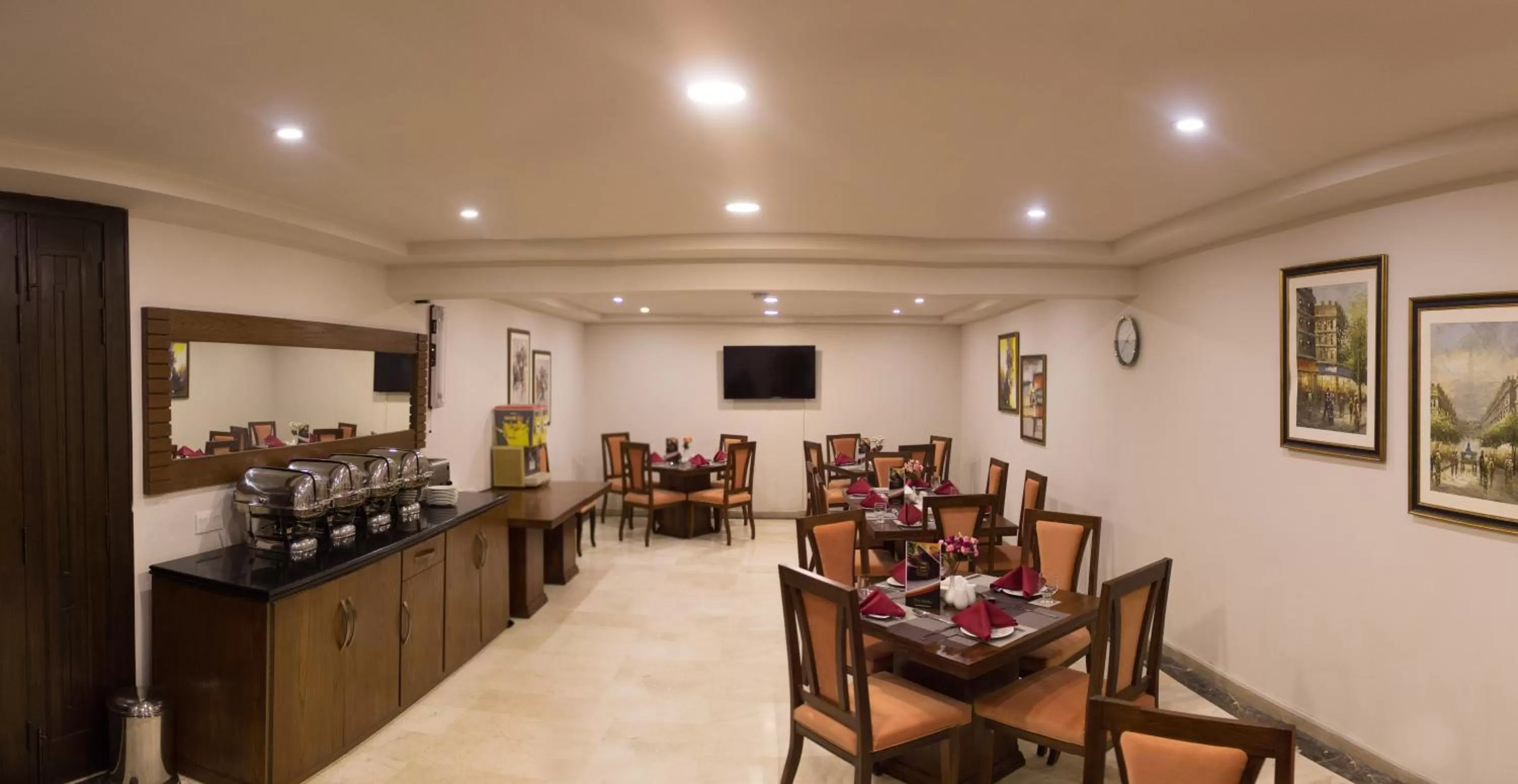 Restaurant/places to eat in S Chalet Islamabad