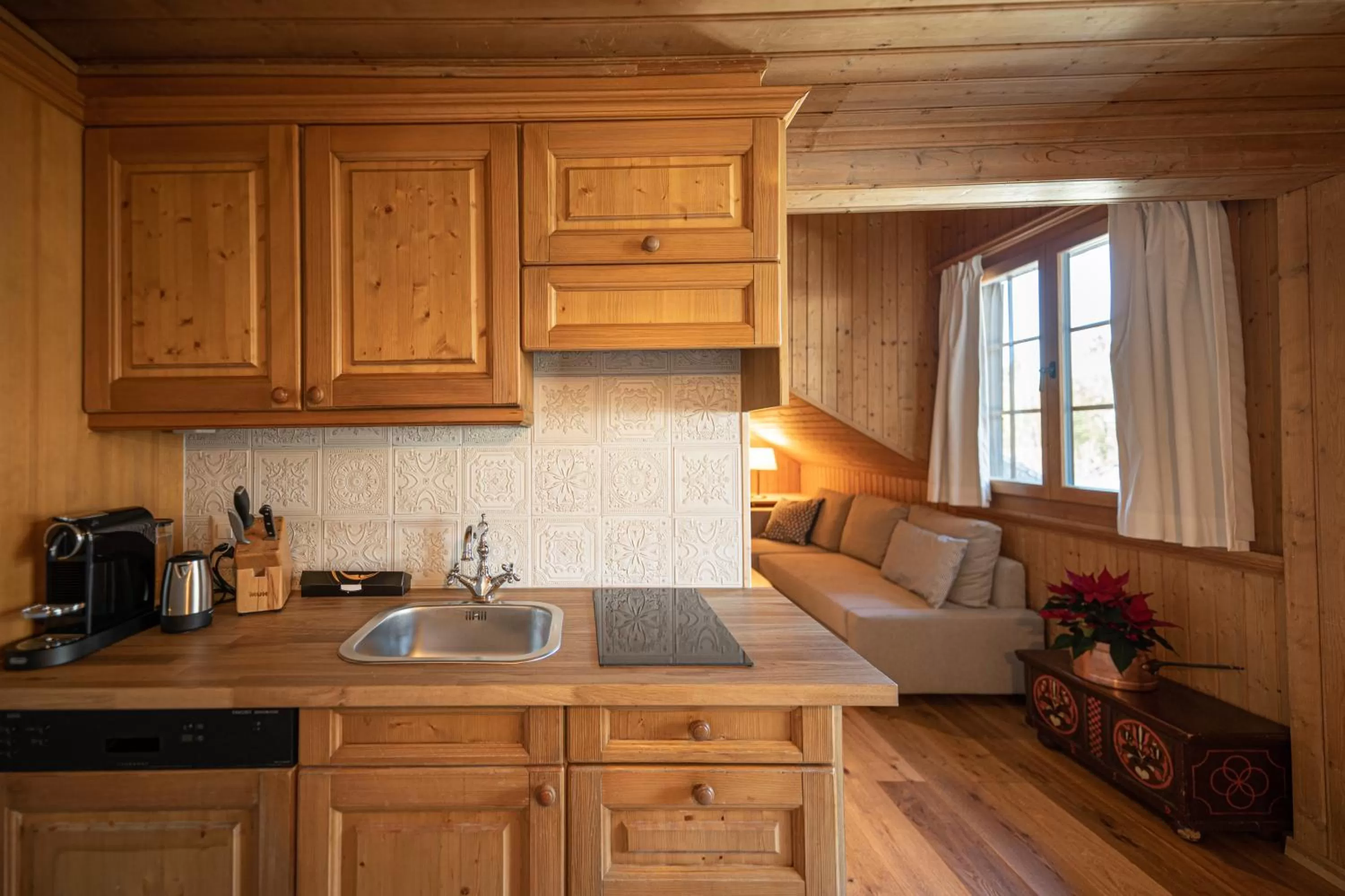 Kitchen or kitchenette in Hotel Alpenrose mit Gourmet-Restaurant Azalée