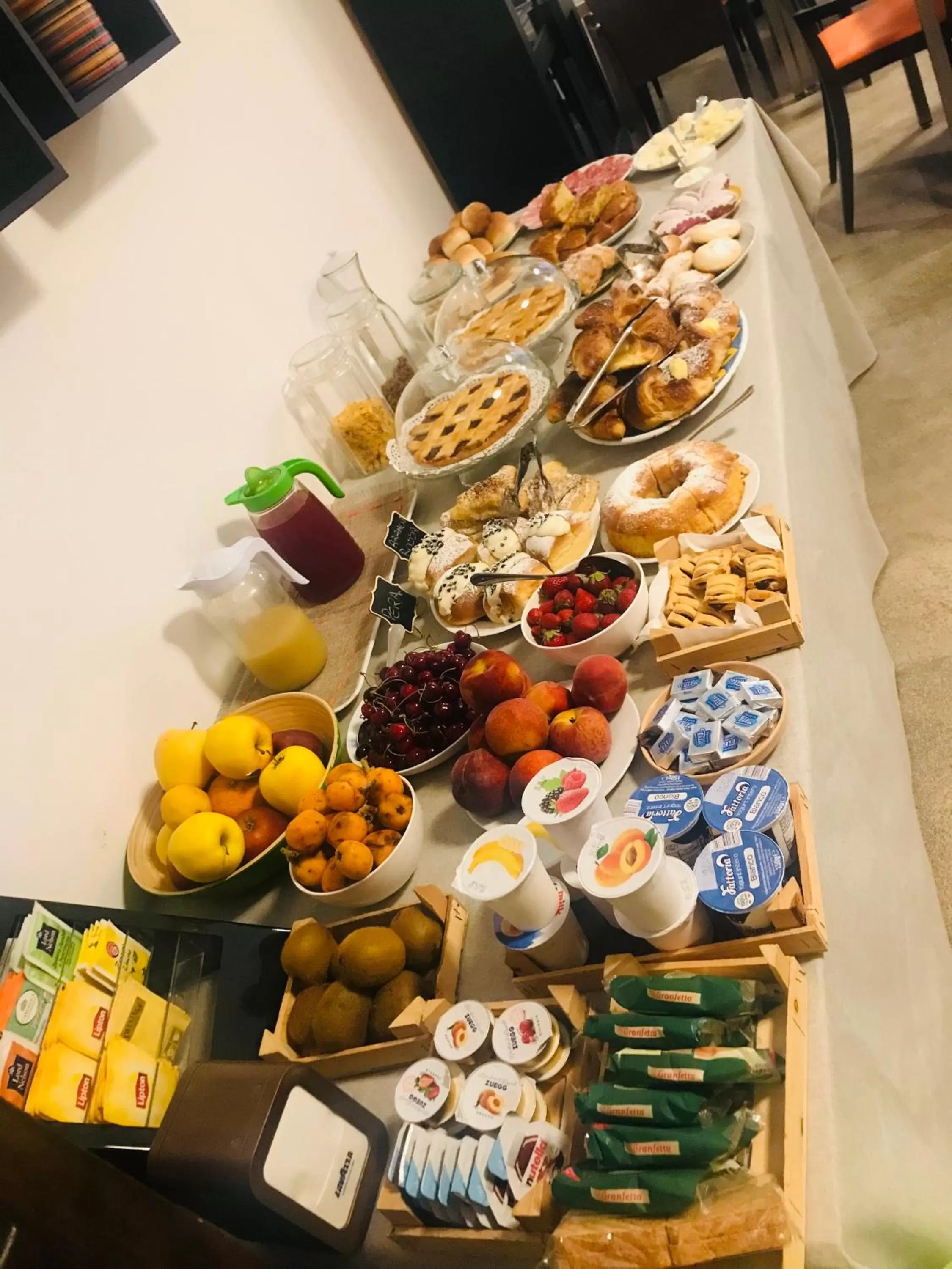 Breakfast, Food in Locanda Al Moro Hotel