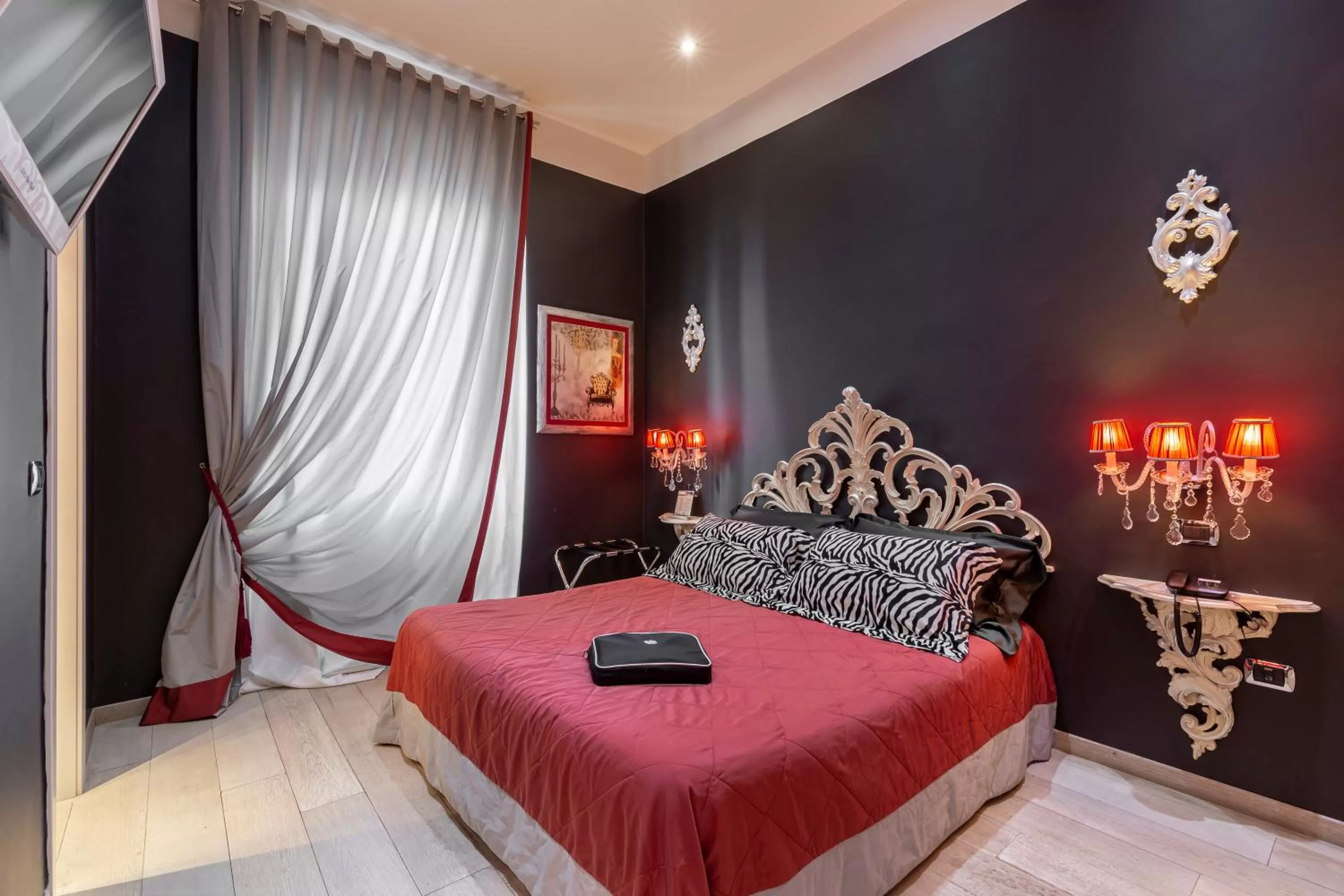 Bedroom, Bed in Hotel Columbia Wellness & Spa