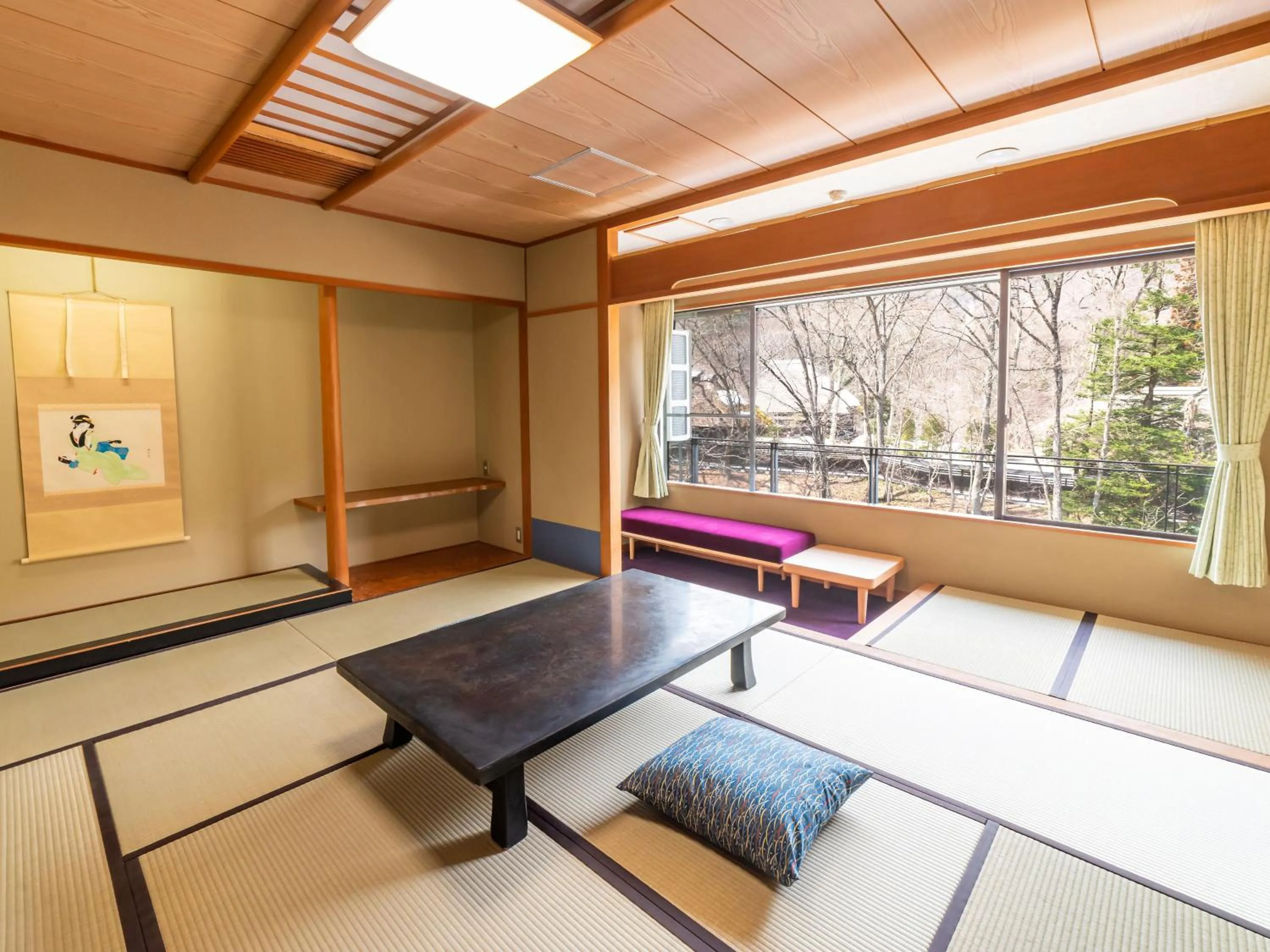 Photo of the whole room in KAMENOI HOTEL Nikko Yunishigawa All-Inclusive Resort