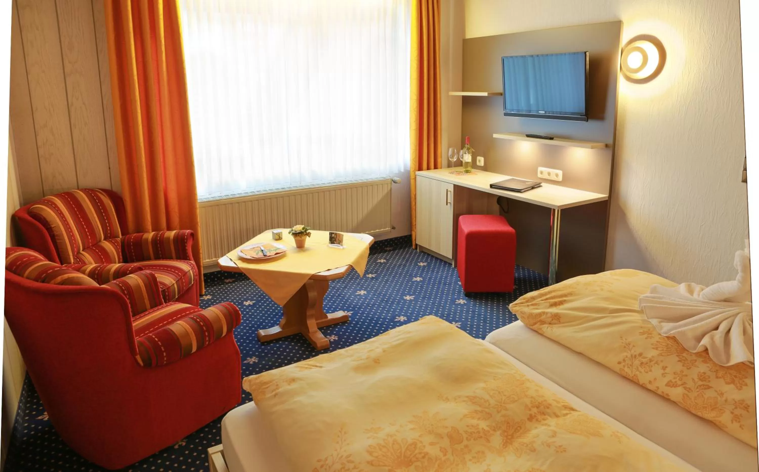 TV and multimedia, Bed in Sporthotel Göbel Garni