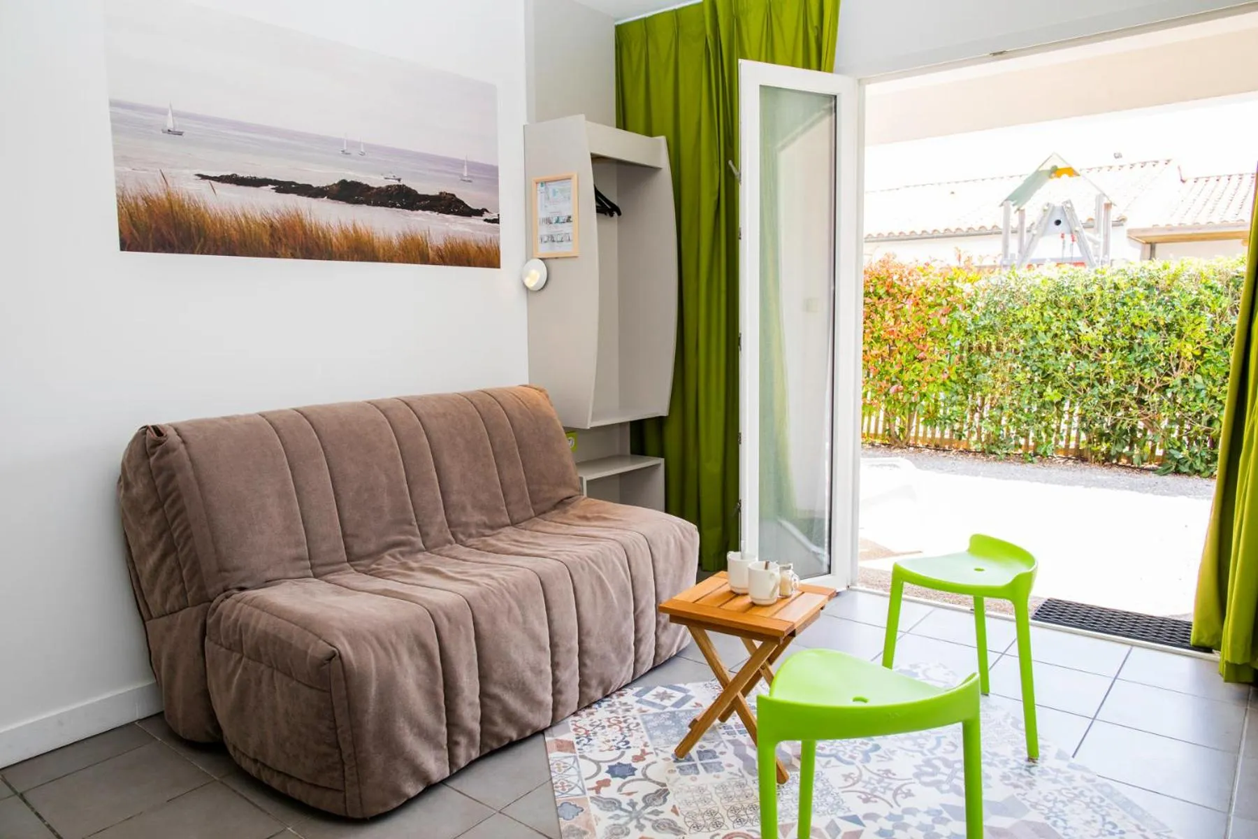 Seating area in Hôtel de Ré, "The Originals Résidence"