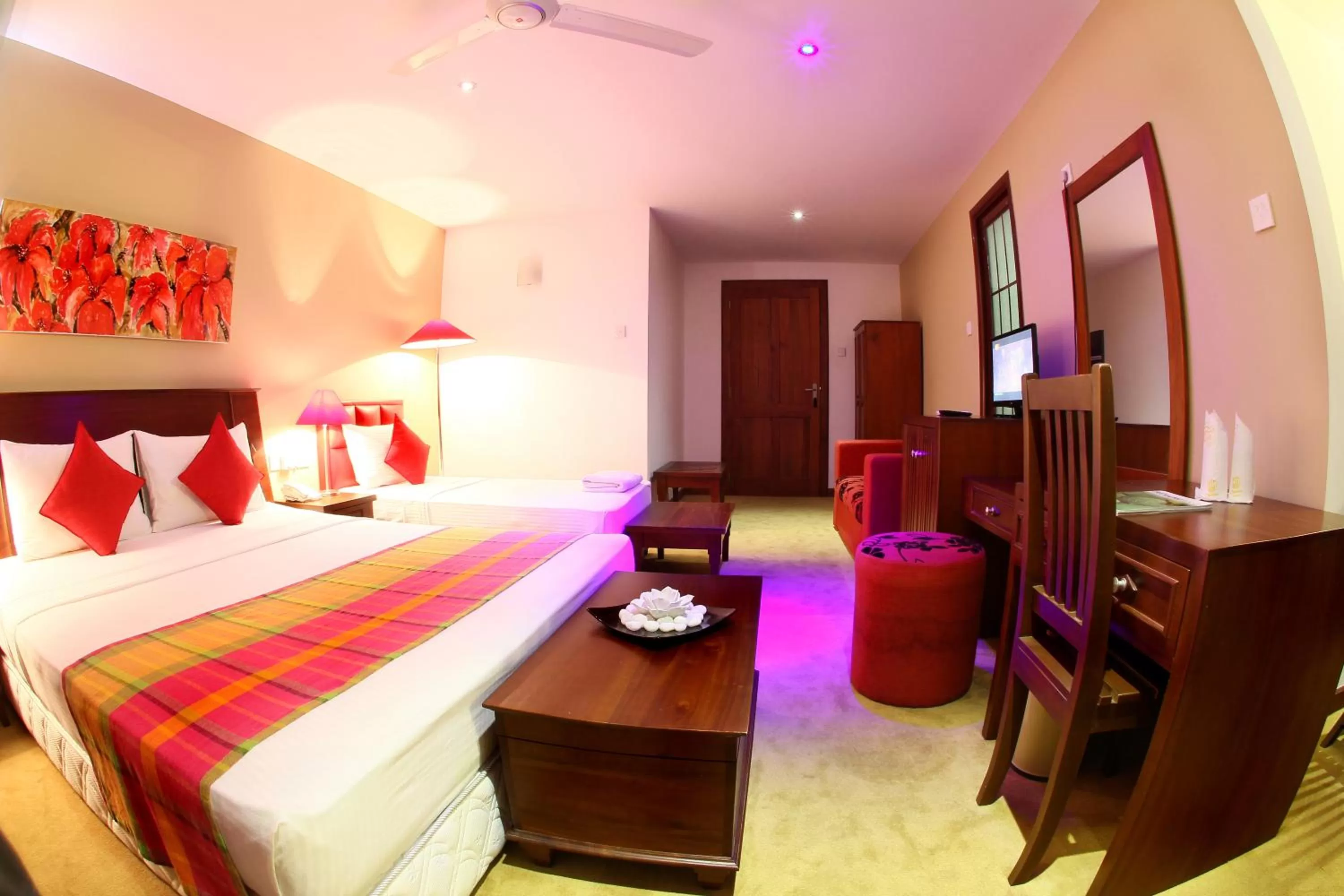 Bed in Opulent River Face Hotel