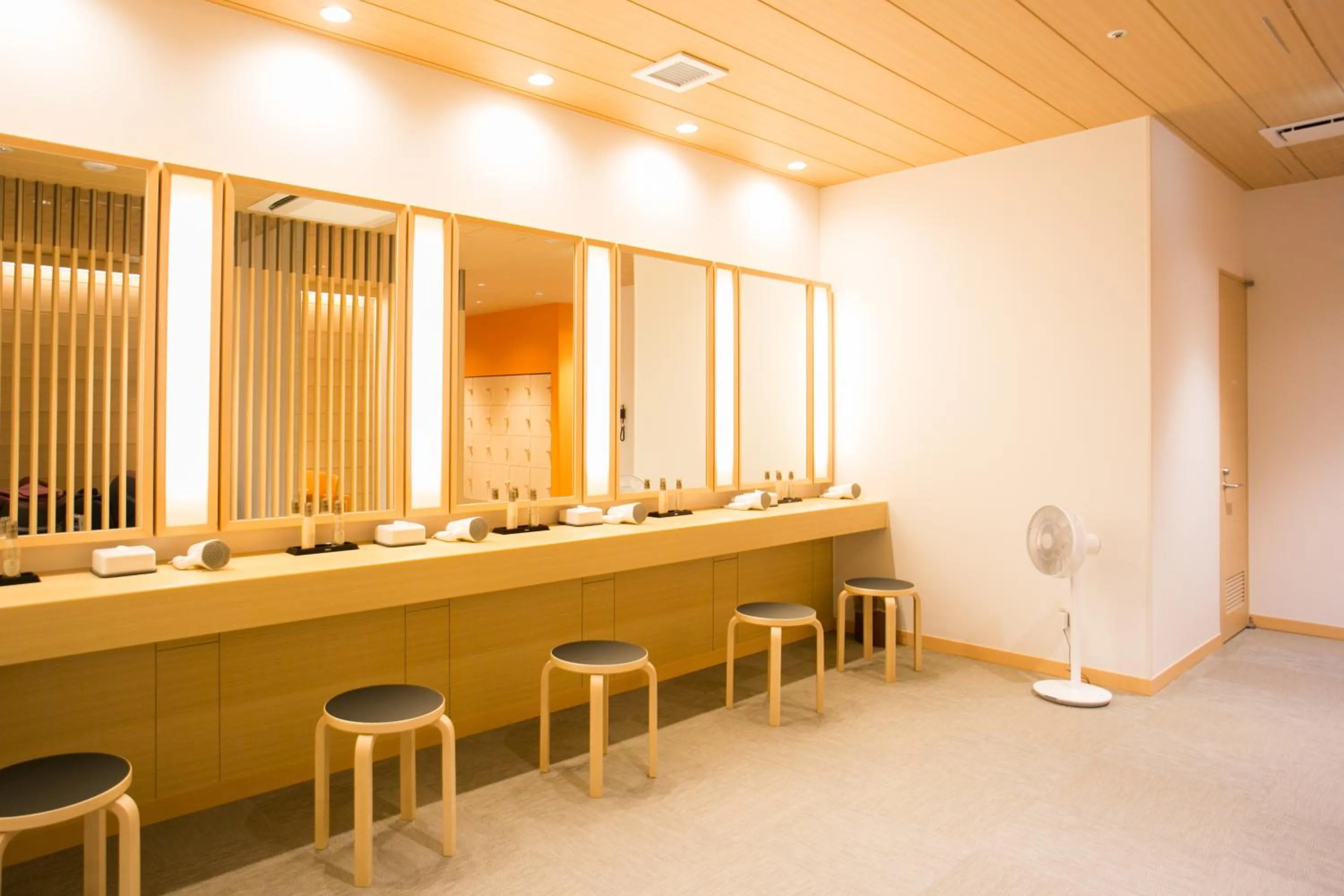 Spa and wellness centre/facilities in Nishitetsu Hotel Croom Hakata